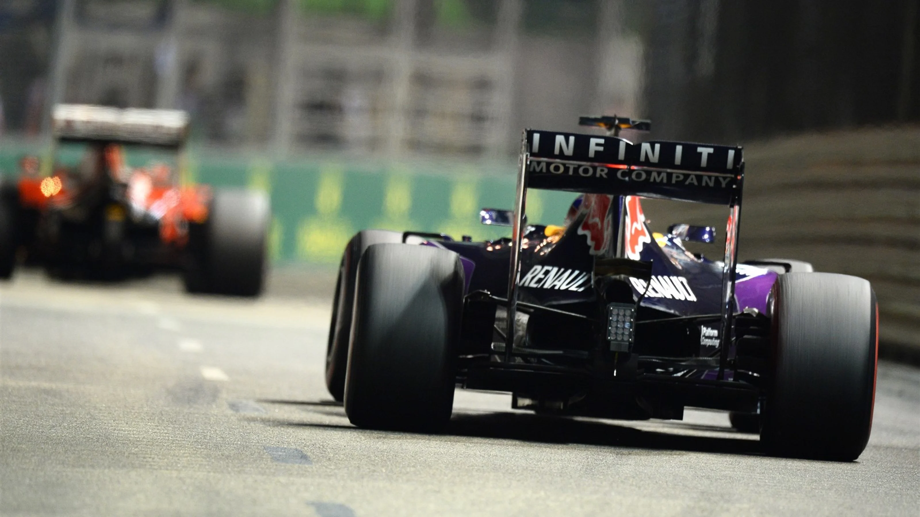 Daniel Ricciardo (AUS) Red Bull Racing RB11 at Formula One World Championship, Rd13, Singapore