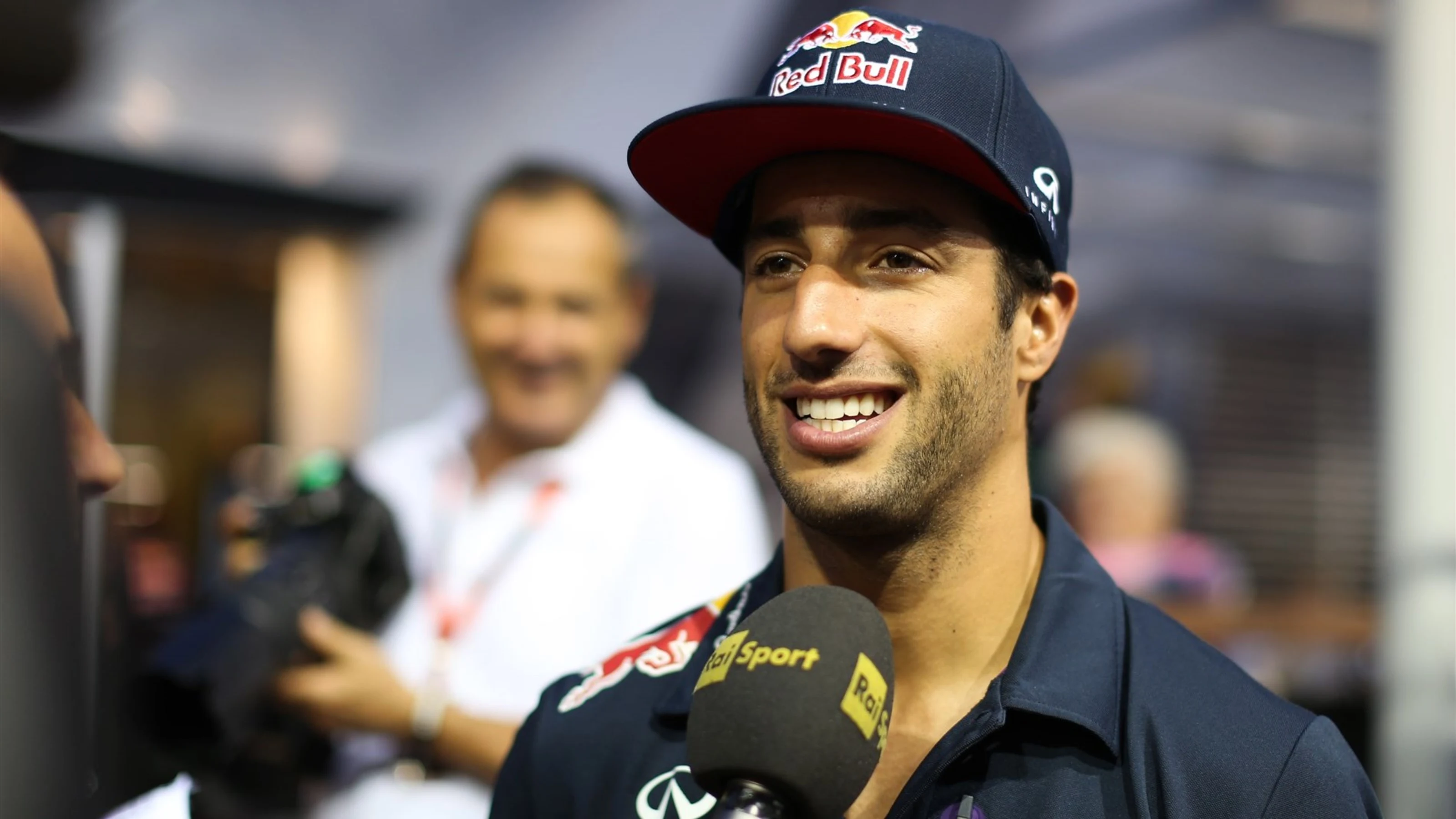 Daniel Ricciardo (AUS) Red Bull Racing speaks to the press at Formula One World Championship, Rd13,