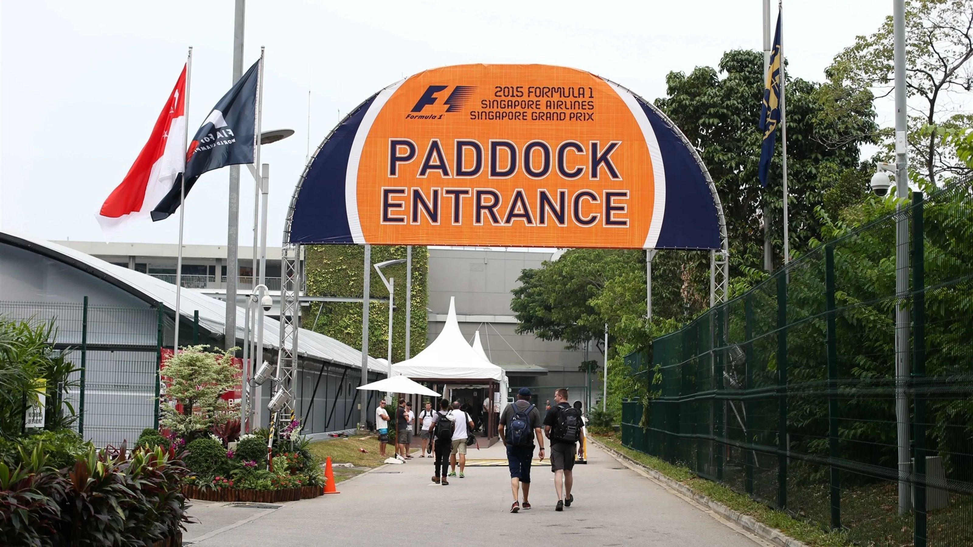 Paddock entrance at Formula One World Championship, Rd13, Singapore Grand Prix, Preparations,