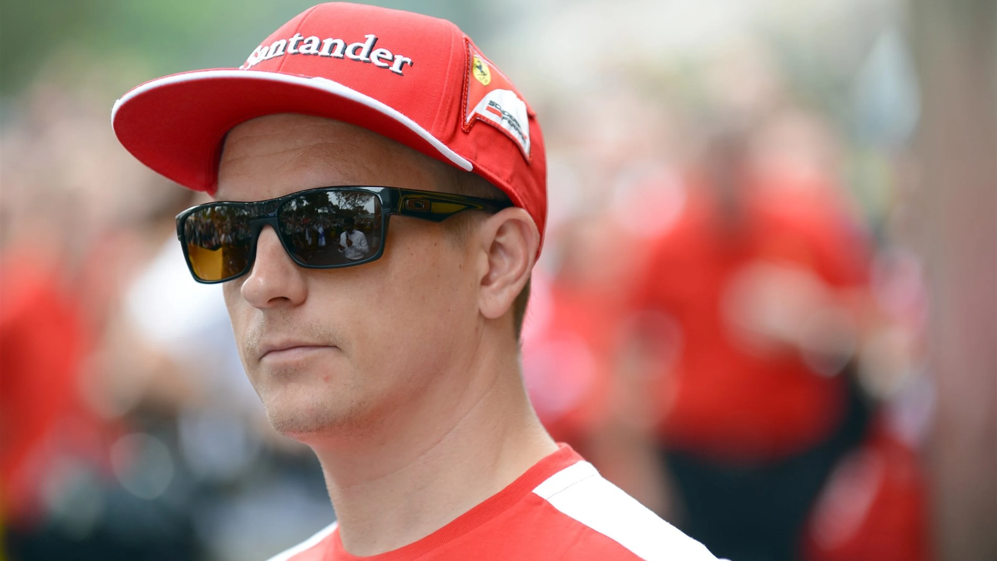 Kimi Raikkonen (FIN) Ferrari at Formula One World Championship, Rd13, Singapore Grand Prix,