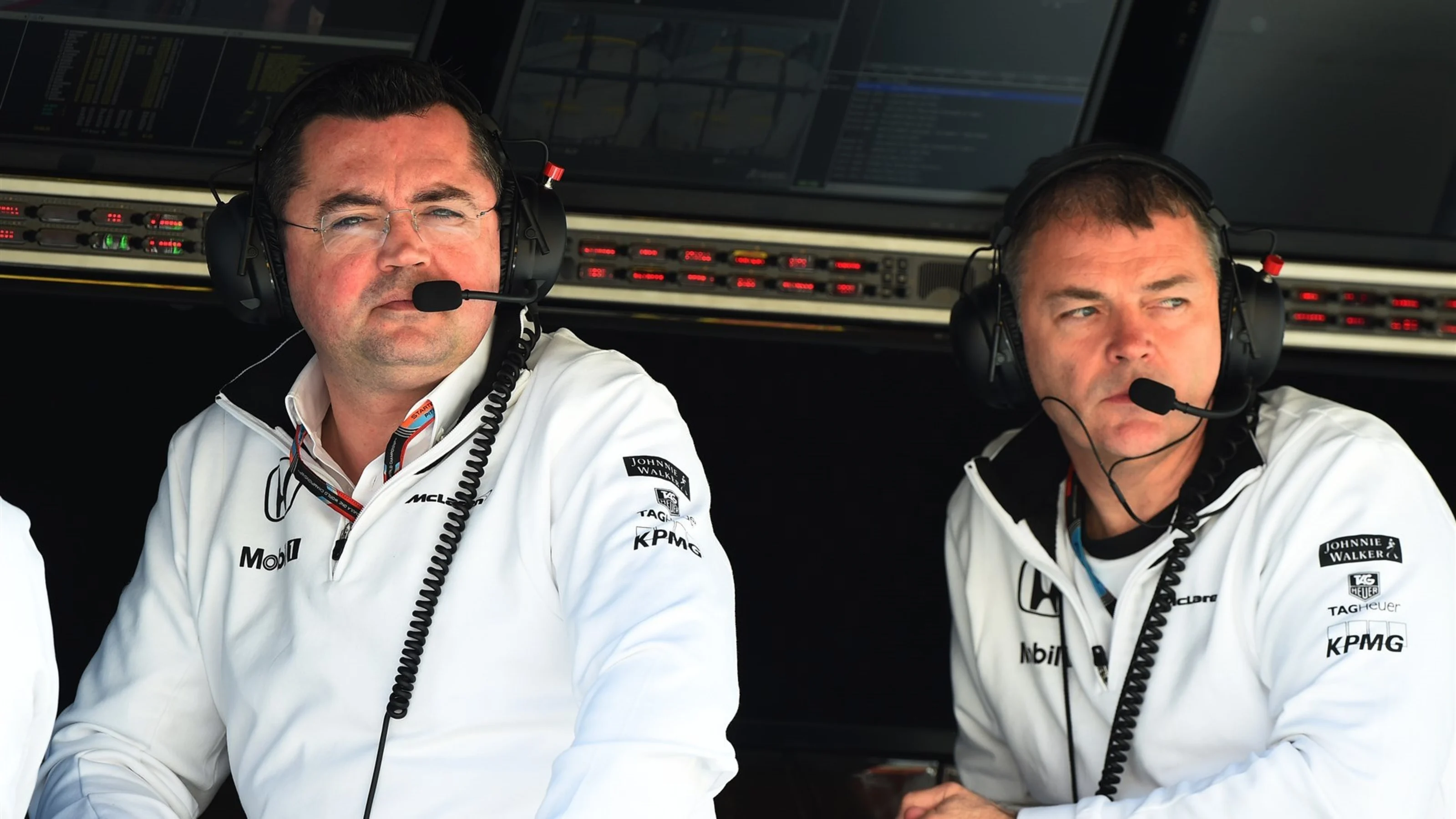 Eric Boullier (FRA) McLaren Racing Director and Dave Redding (GBR) McLaren at Formula One World