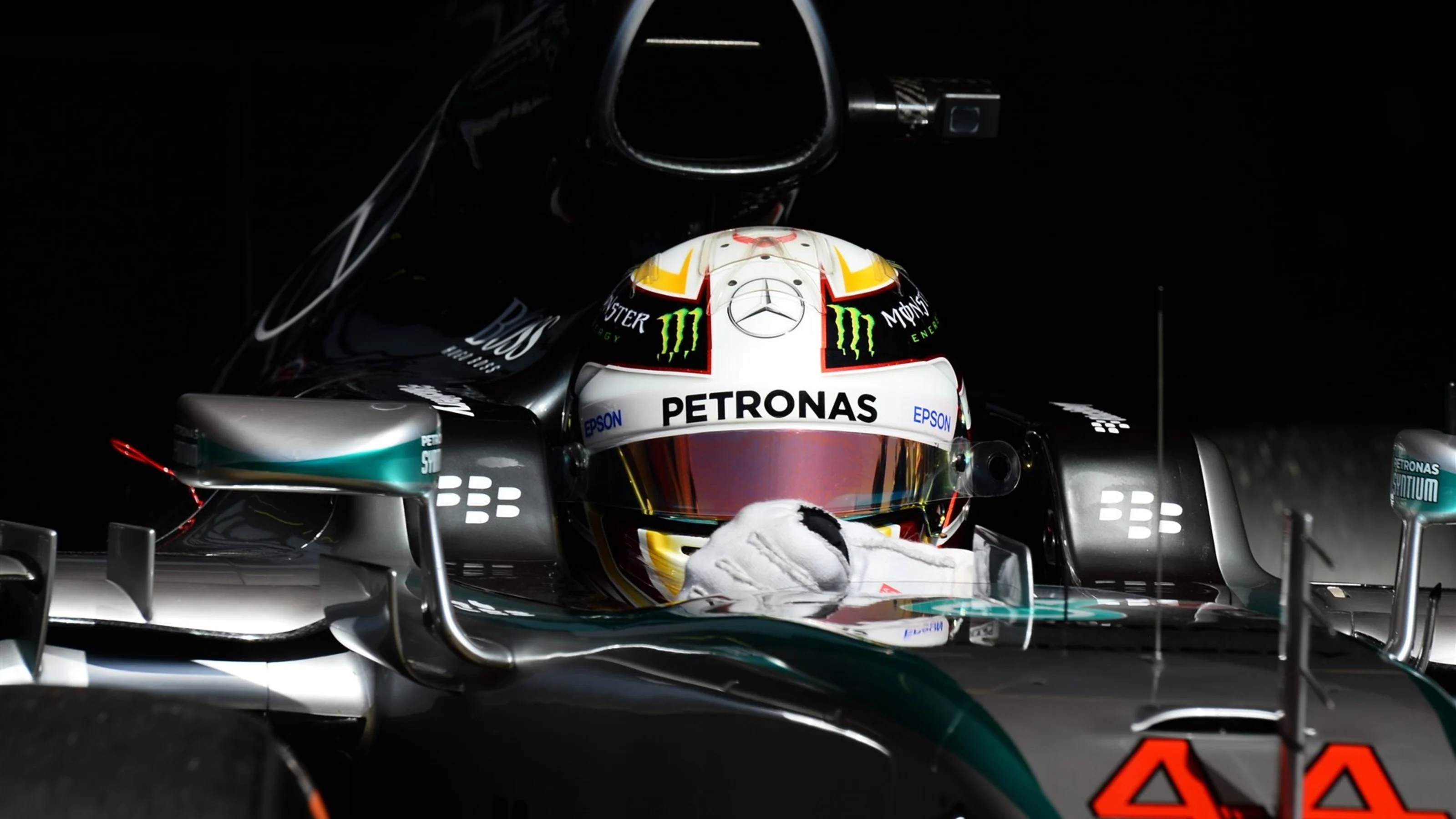 Lewis Hamilton (GBR) Mercedes AMG F1 W06 at Formula One World Championship, Rd5, Spanish Grand Prix