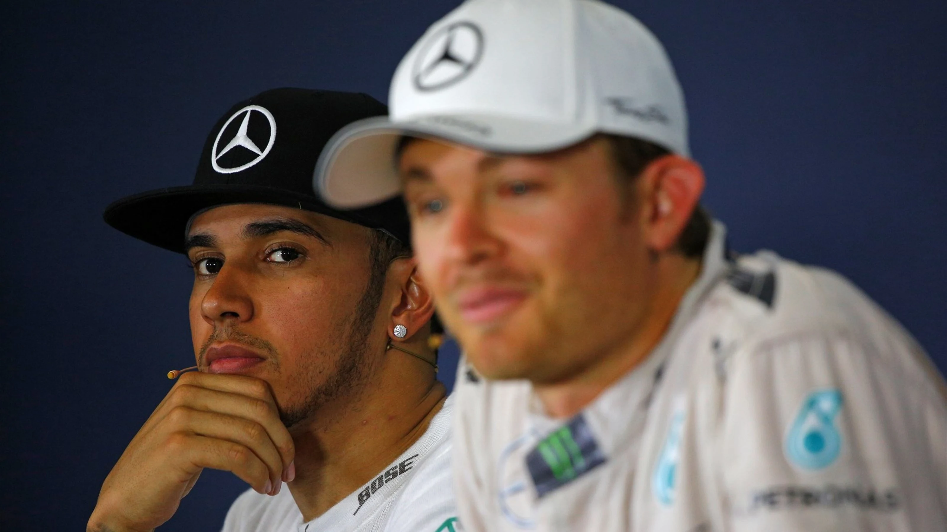 Lewis Hamilton (GBR) Mercedes AMG F1 and Nico Rosberg (GER) Mercedes AMG F1 in the Press Conference