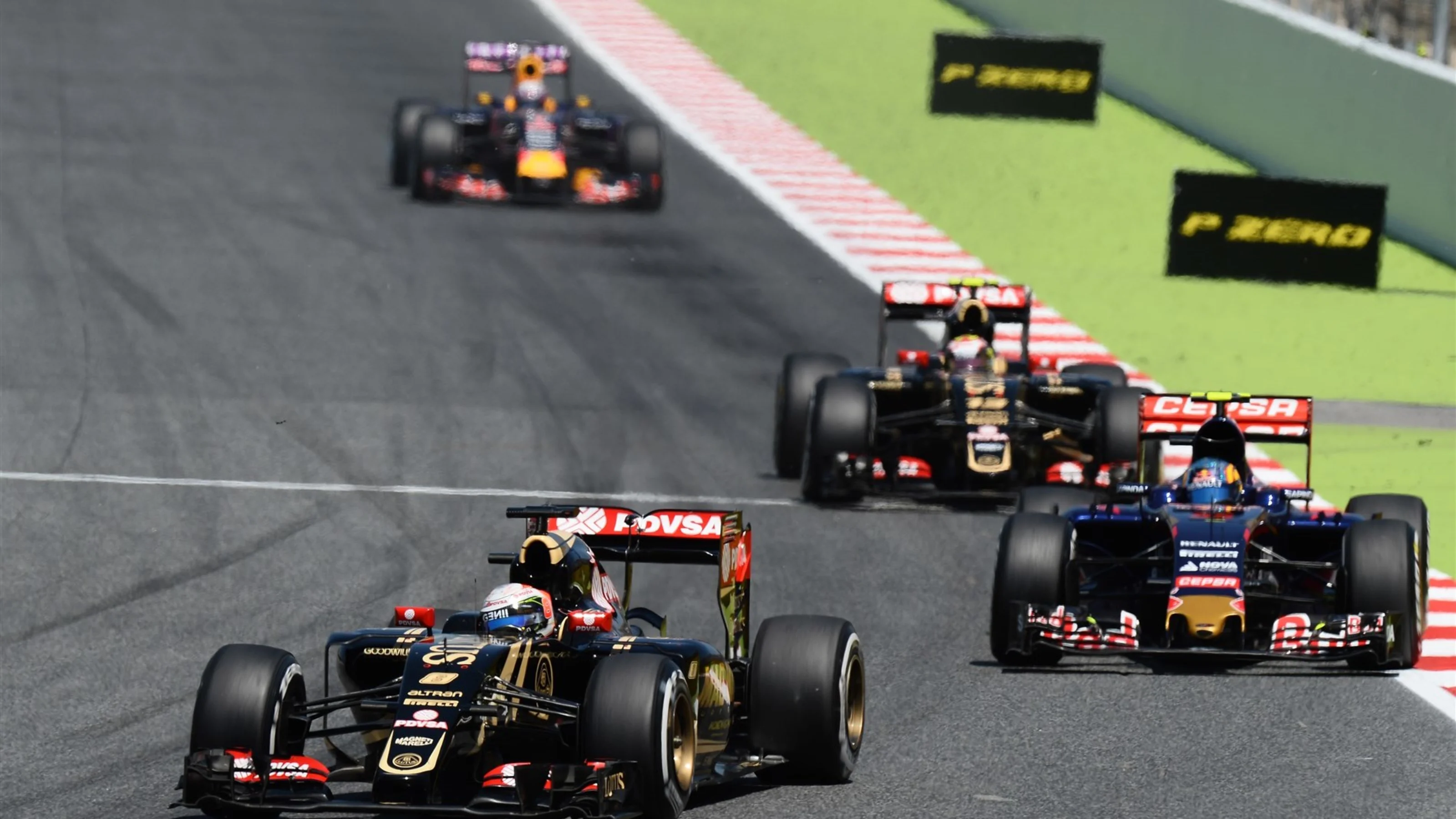 Romain Grosjean (FRA) Lotus E23 Hybrid at Formula One World Championship, Rd5, Spanish Grand Prix