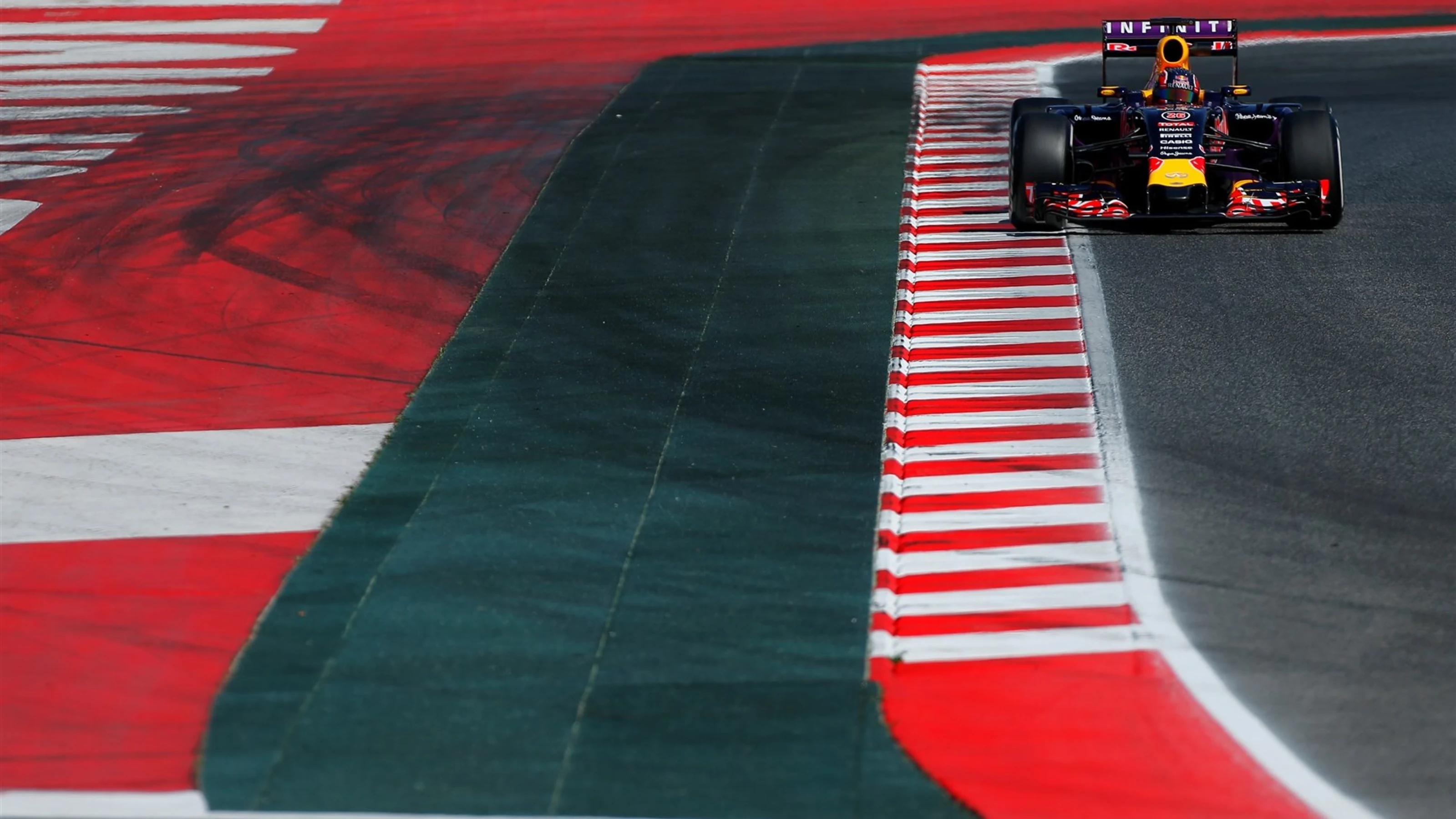 Daniil Kvyat (RUS) Red Bull Racing RB11 at Formula One Testing, Day One, Barcelona, Spain, 12 May