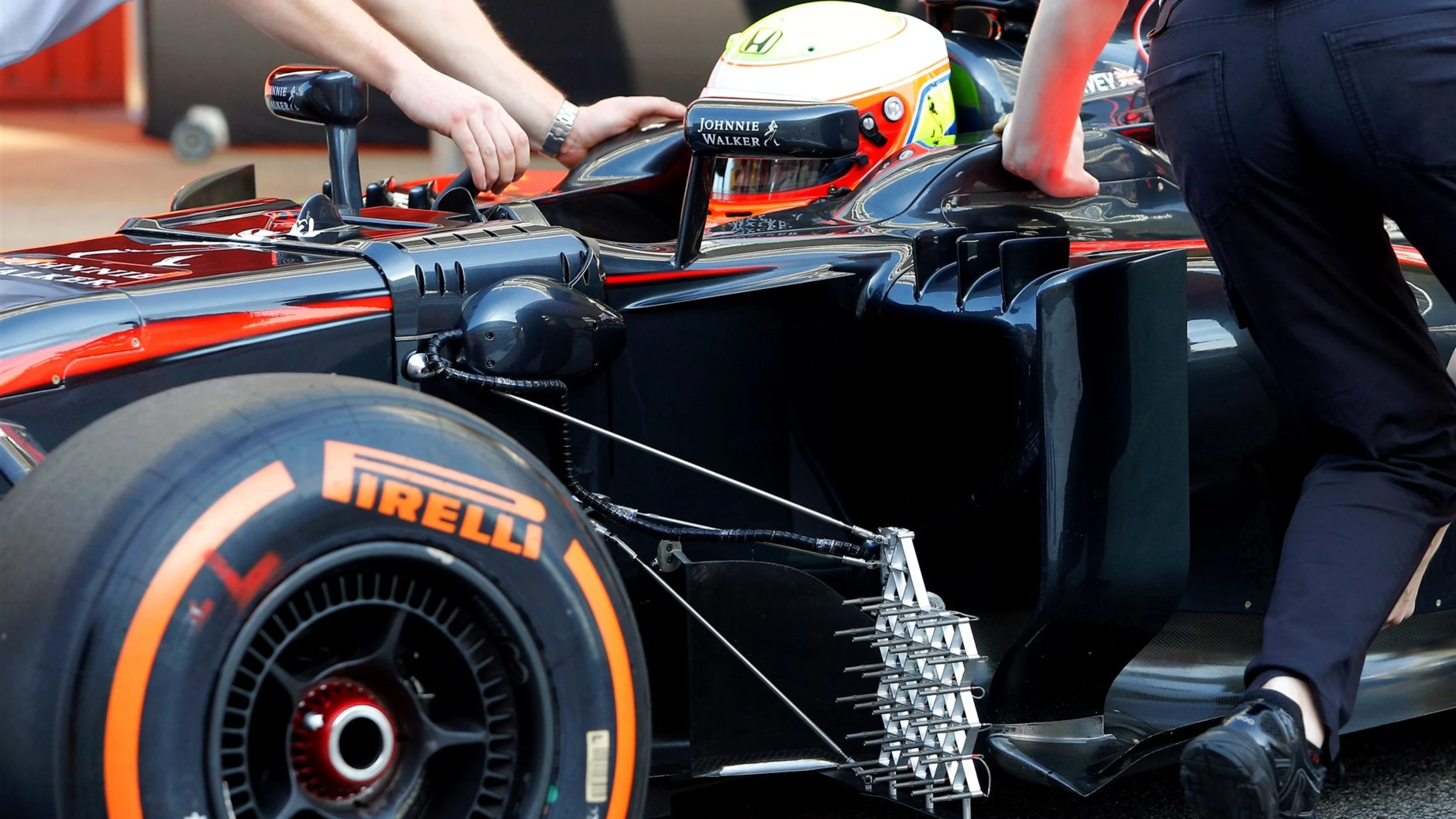 Oliver Turvey (GBR) McLaren MP4-30 and aero sensor at Formula One Testing, Day One, Barcelona,