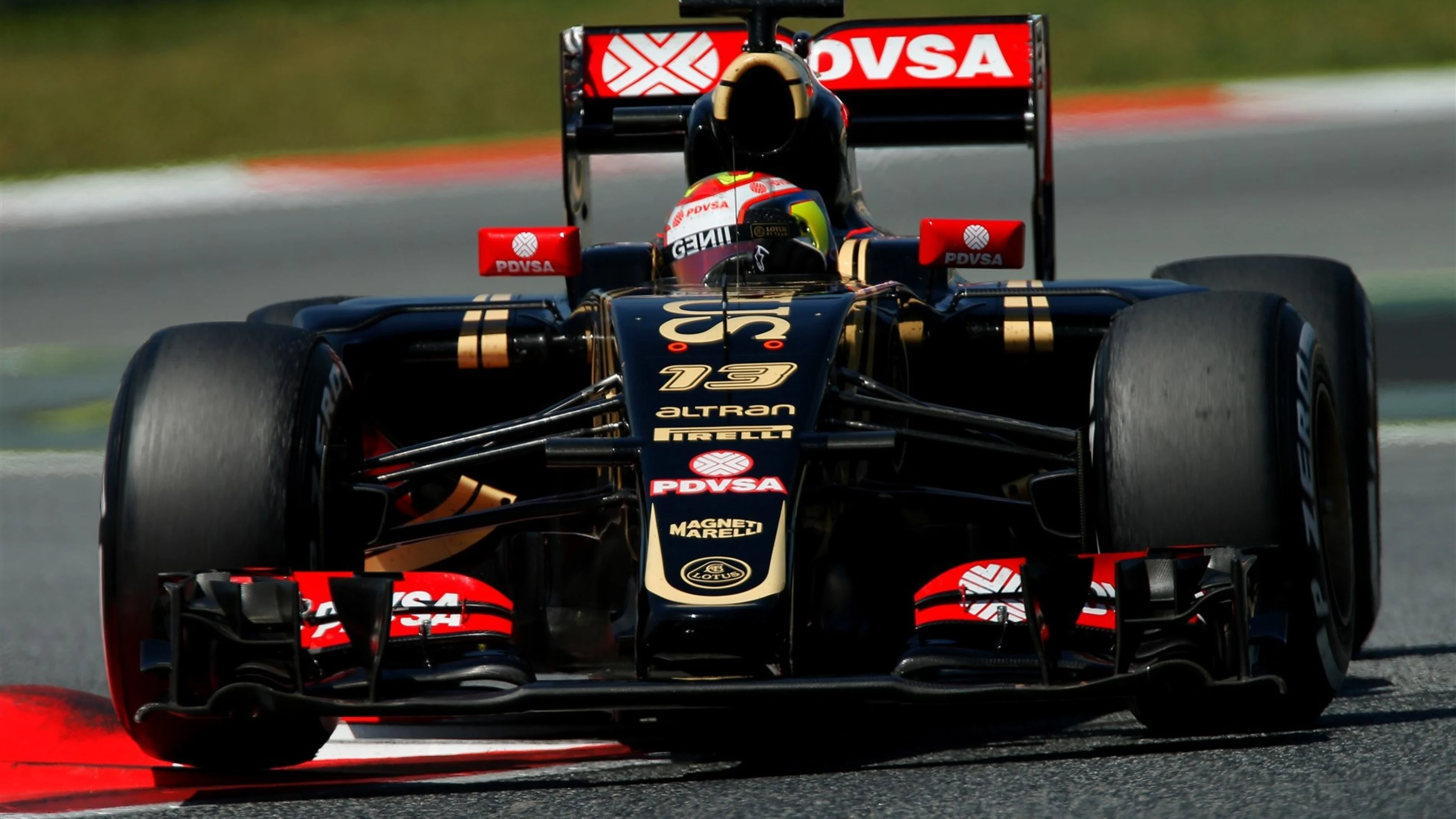 Pastor Maldonado (VEN) Lotus E23 Hybrid at Formula One Testing, Day One, Barcelona, Spain, 12 May