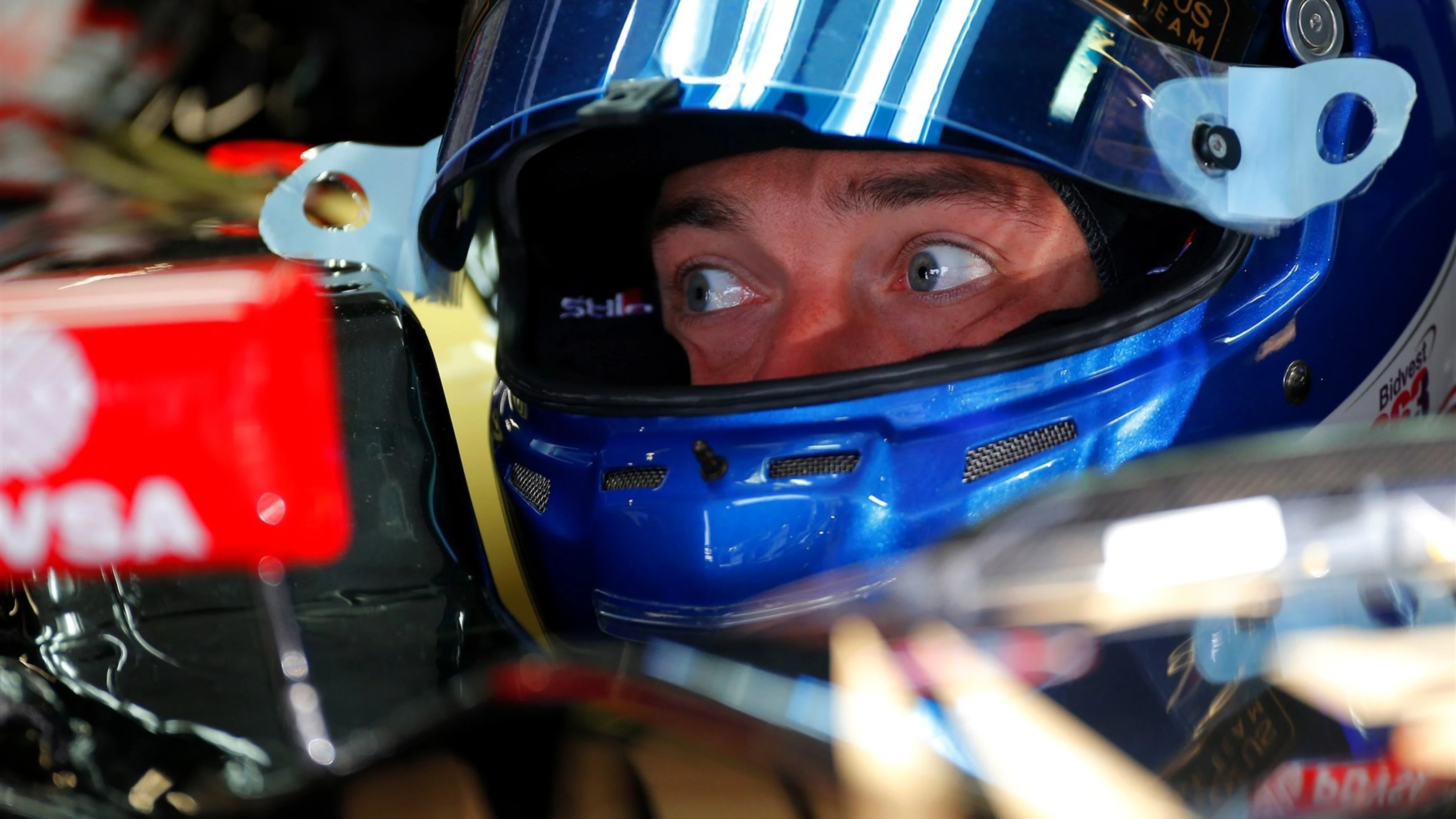 Jolyon Palmer (GBR) Lotus E23 Hybrid at Formula One Testing, Day Two, Barcelona, Spain, 13 May 2015.