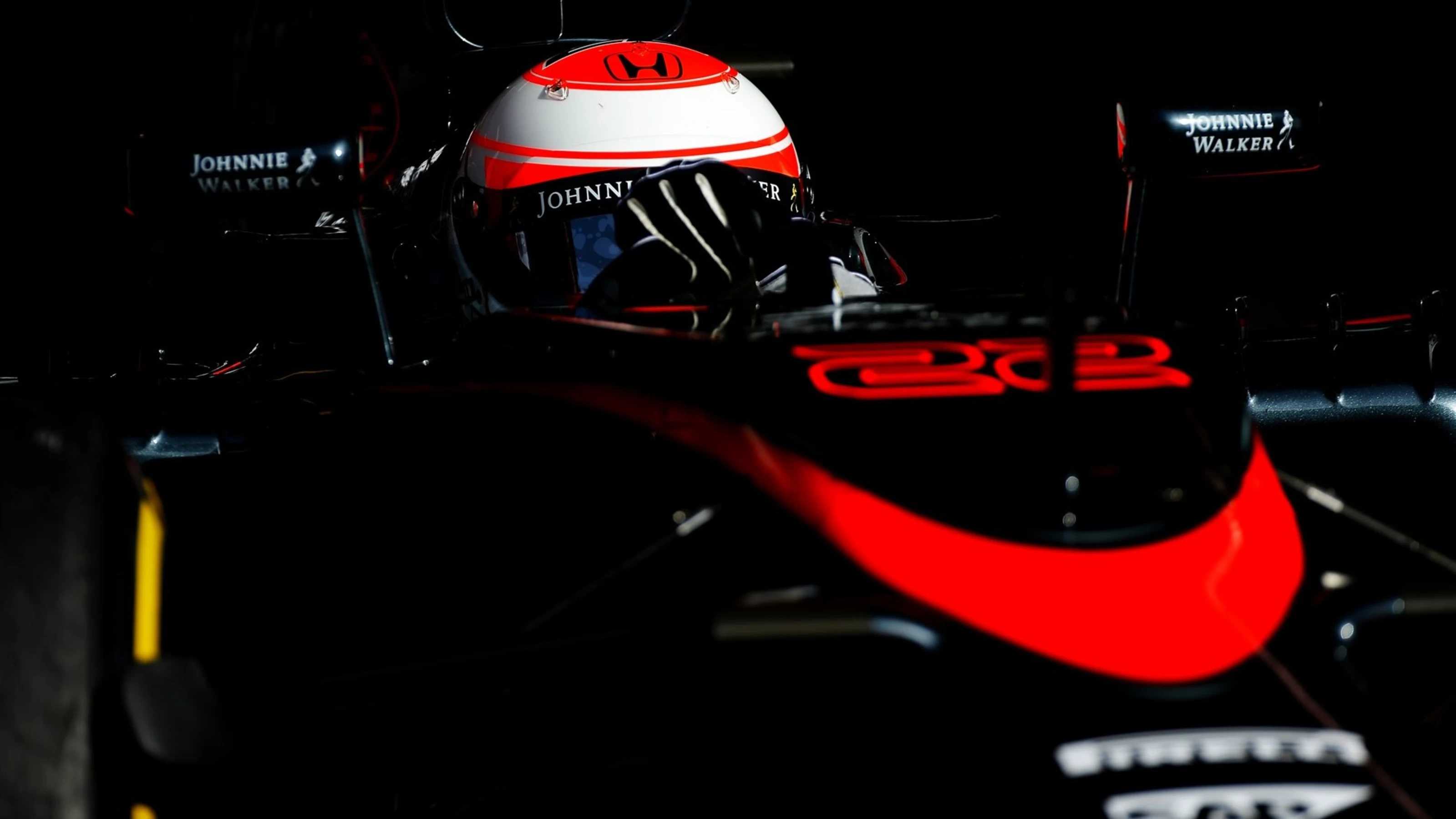 Jenson Button (GBR) McLaren MP4-30 at Formula One Testing, Day Two, Barcelona, Spain, 13 May 2015.
