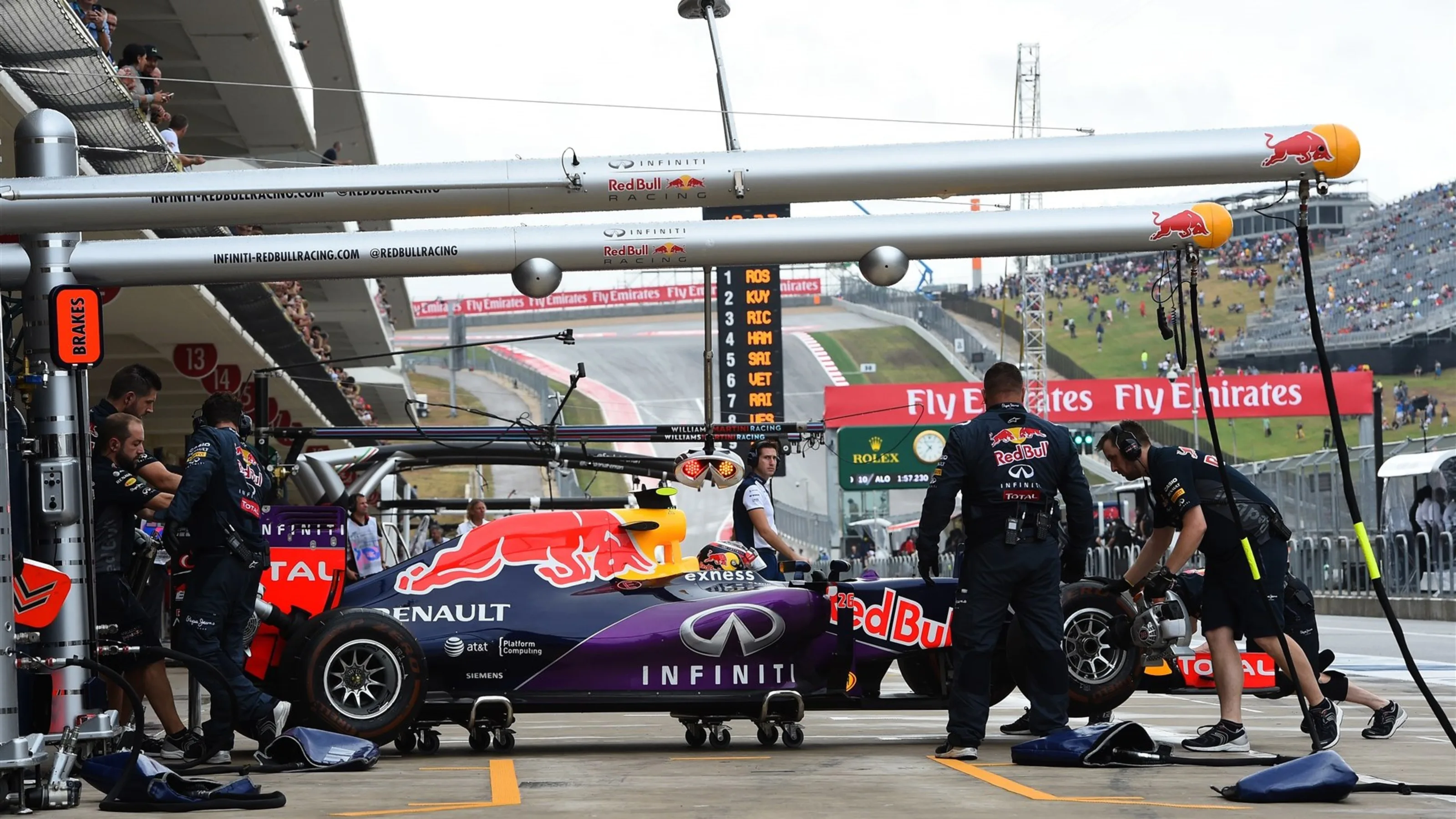 Daniil Kvyat (RUS) Red Bull Racing RB11 at Formula One World Championship, Rd16, United States