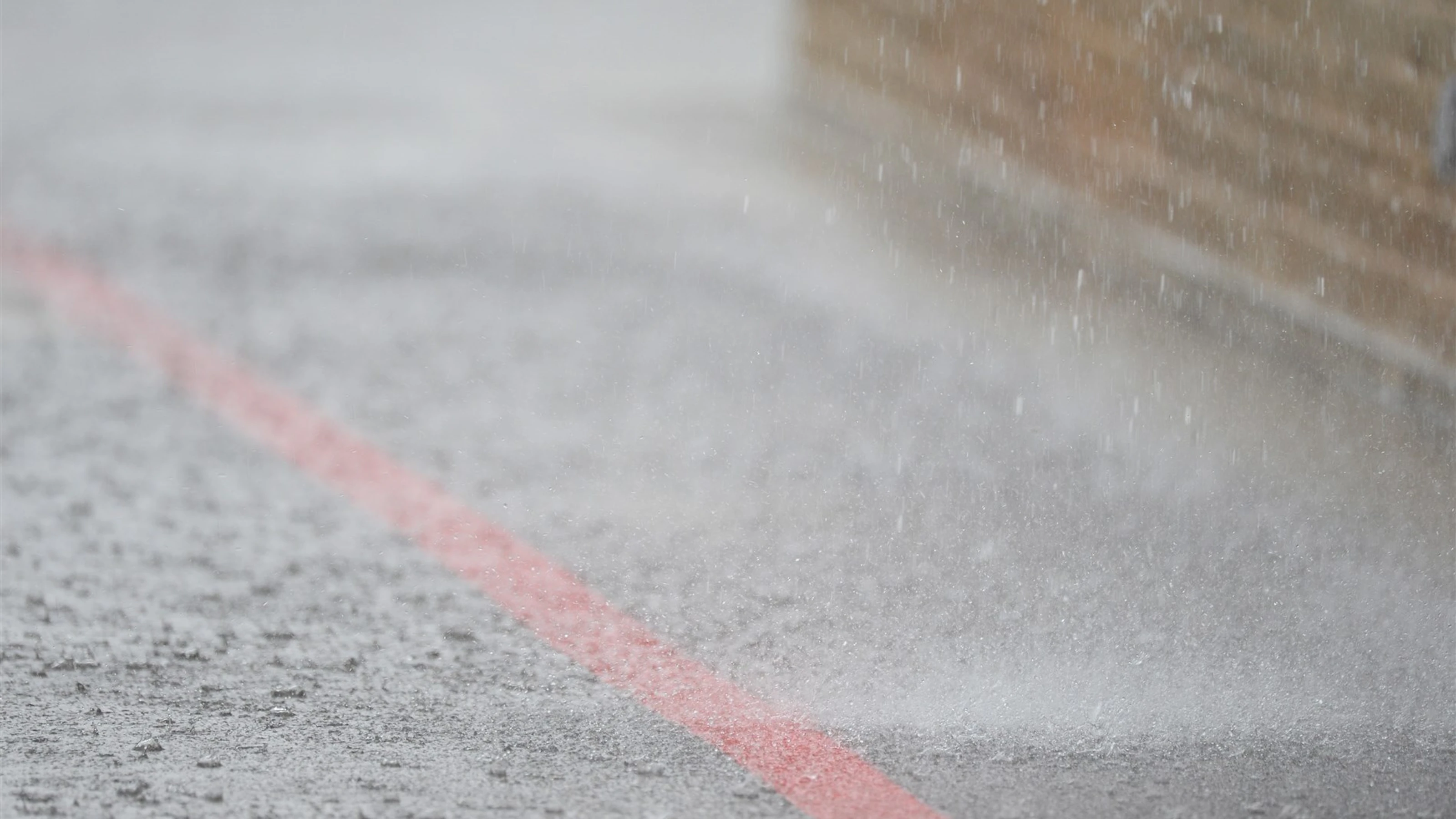 Rain in the Paddock at Formula One World Championship, Rd16, United States Grand Prix, Practice,