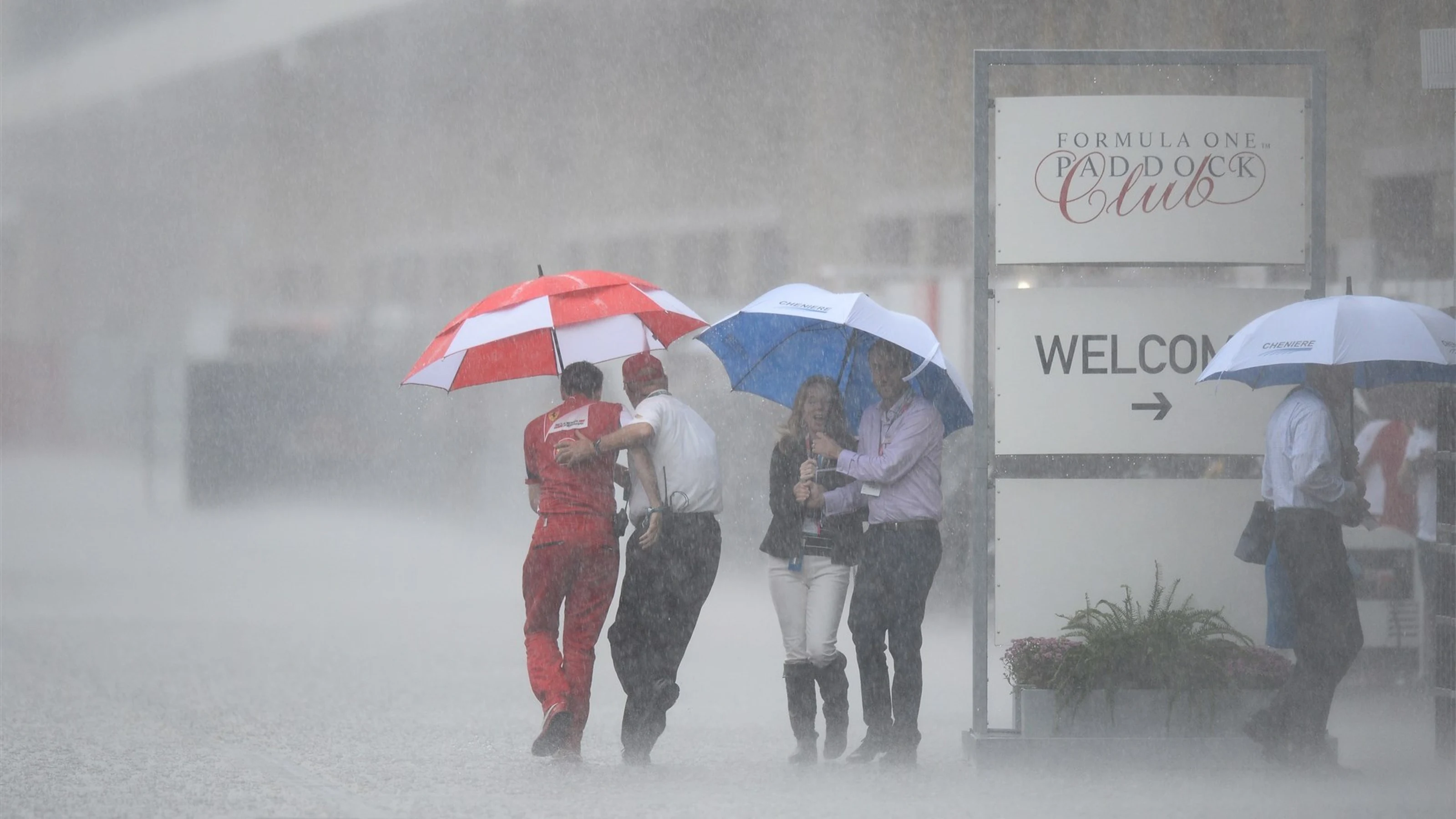 Heavy rain in the paddock at Formula One World Championship, Rd16, United States Grand Prix,