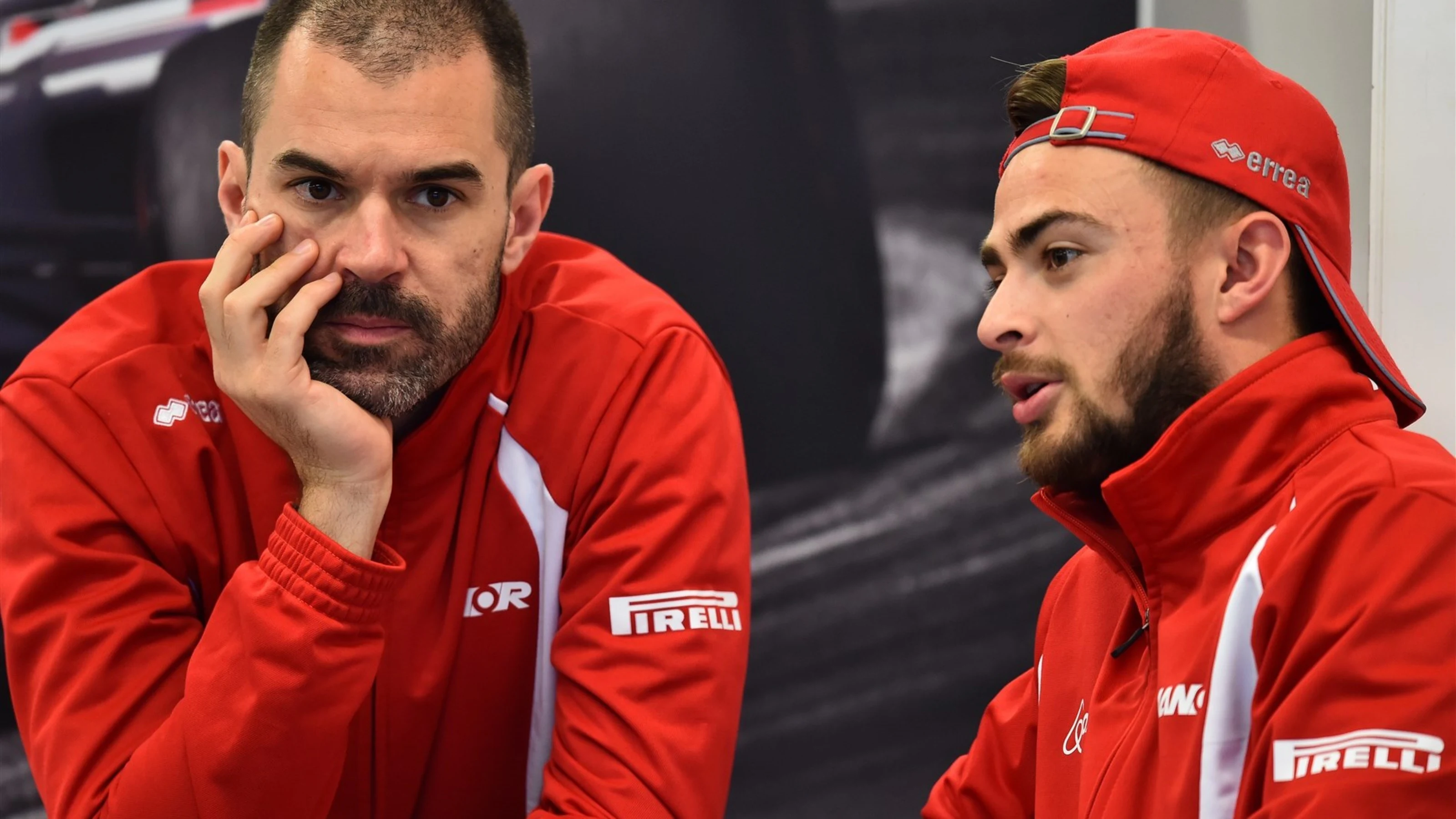 Marc Hynes (GBR) Manor GP Driver Coach and Will Stevens (GBR) Manor GP at Formula One World