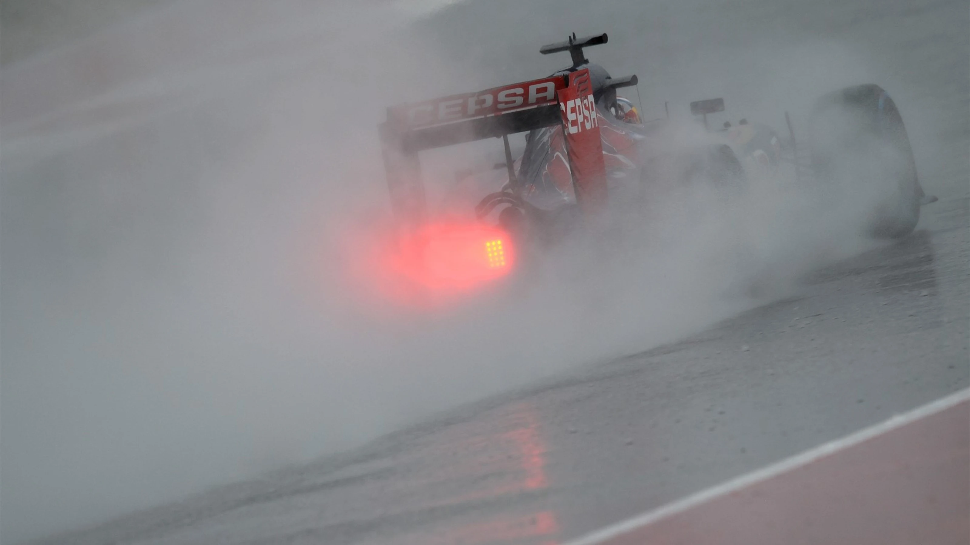 Max Verstappen (NDL) Scuderia Toro Rosso STR10 at Formula One World Championship, Rd16, United