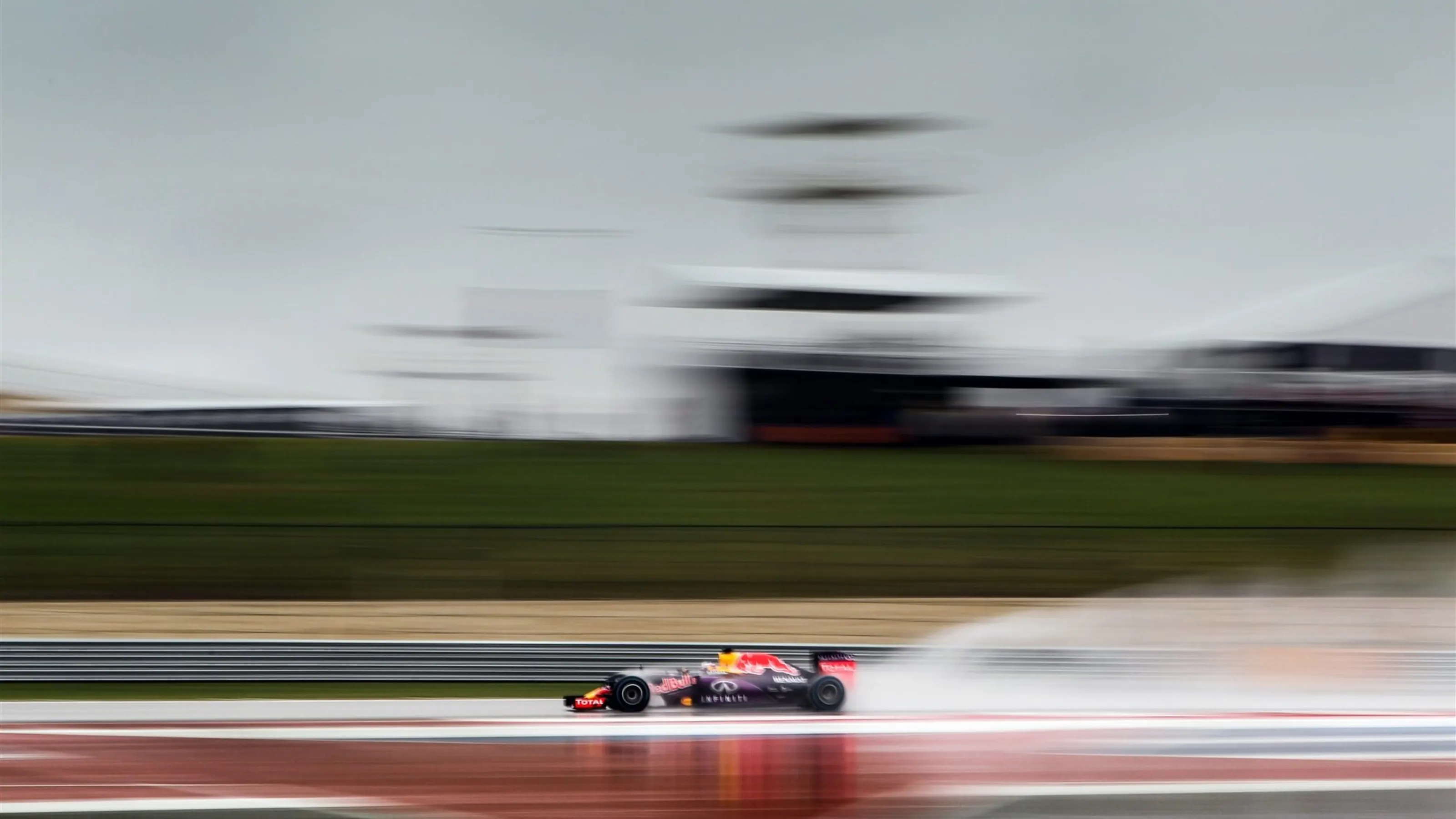 Daniel Ricciardo (AUS) Red Bull Racing RB11 at Formula One World Championship, Rd16, United States