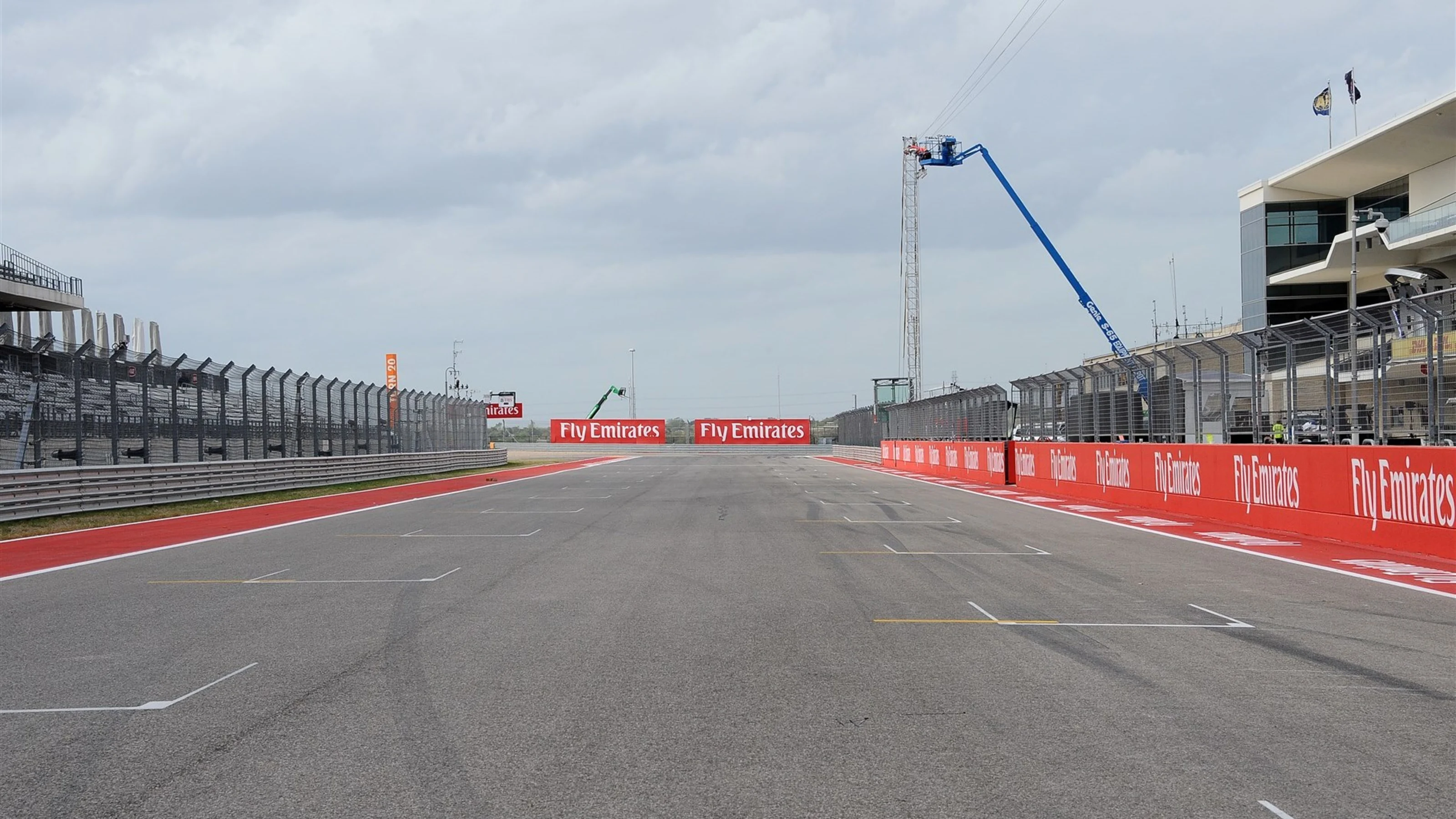 Track view at Formula One World Championship, Rd16, United States Grand Prix, Preparations,