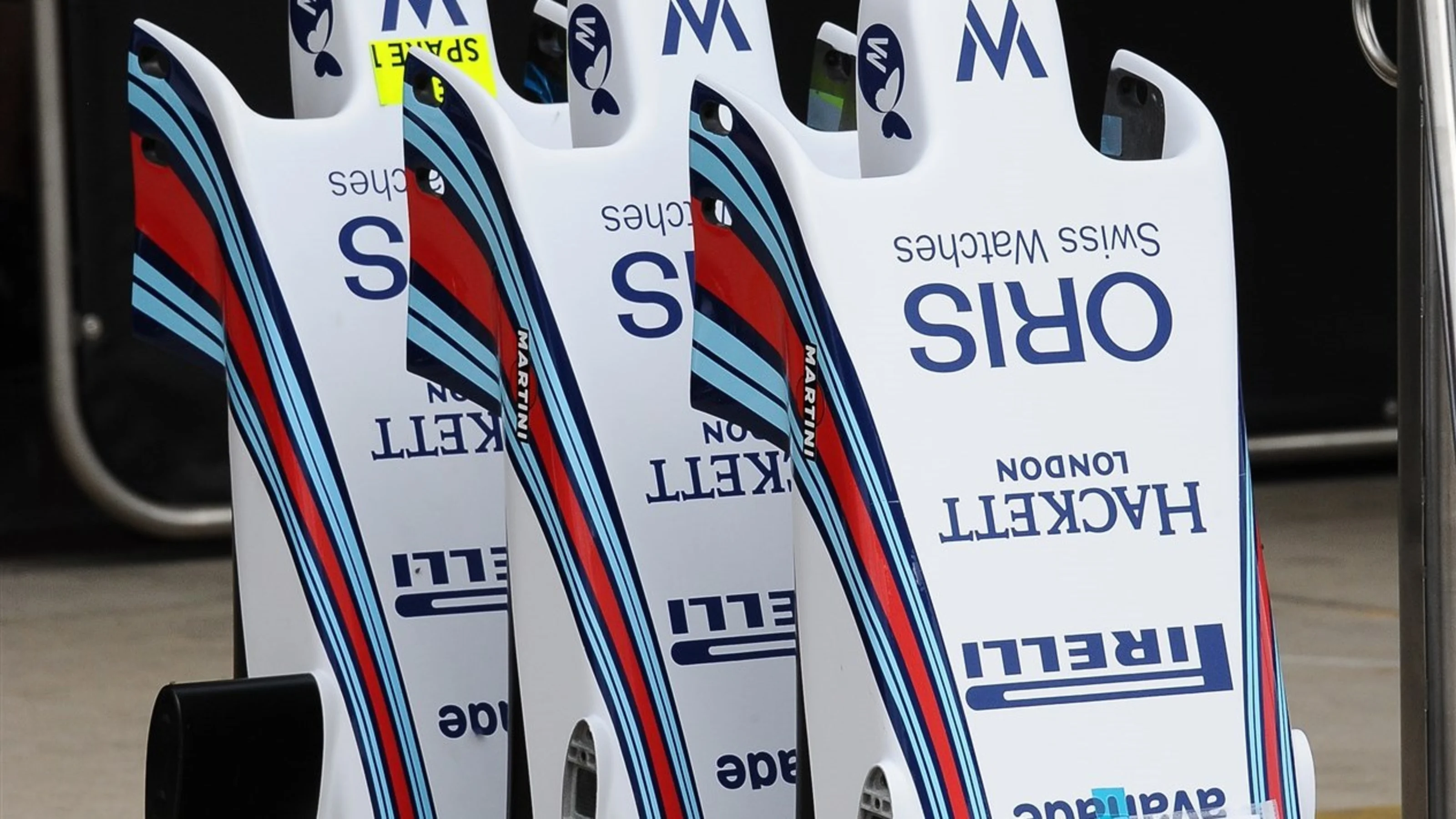 Williams FW37 nose detail at Formula One World Championship, Rd16, United States Grand Prix,