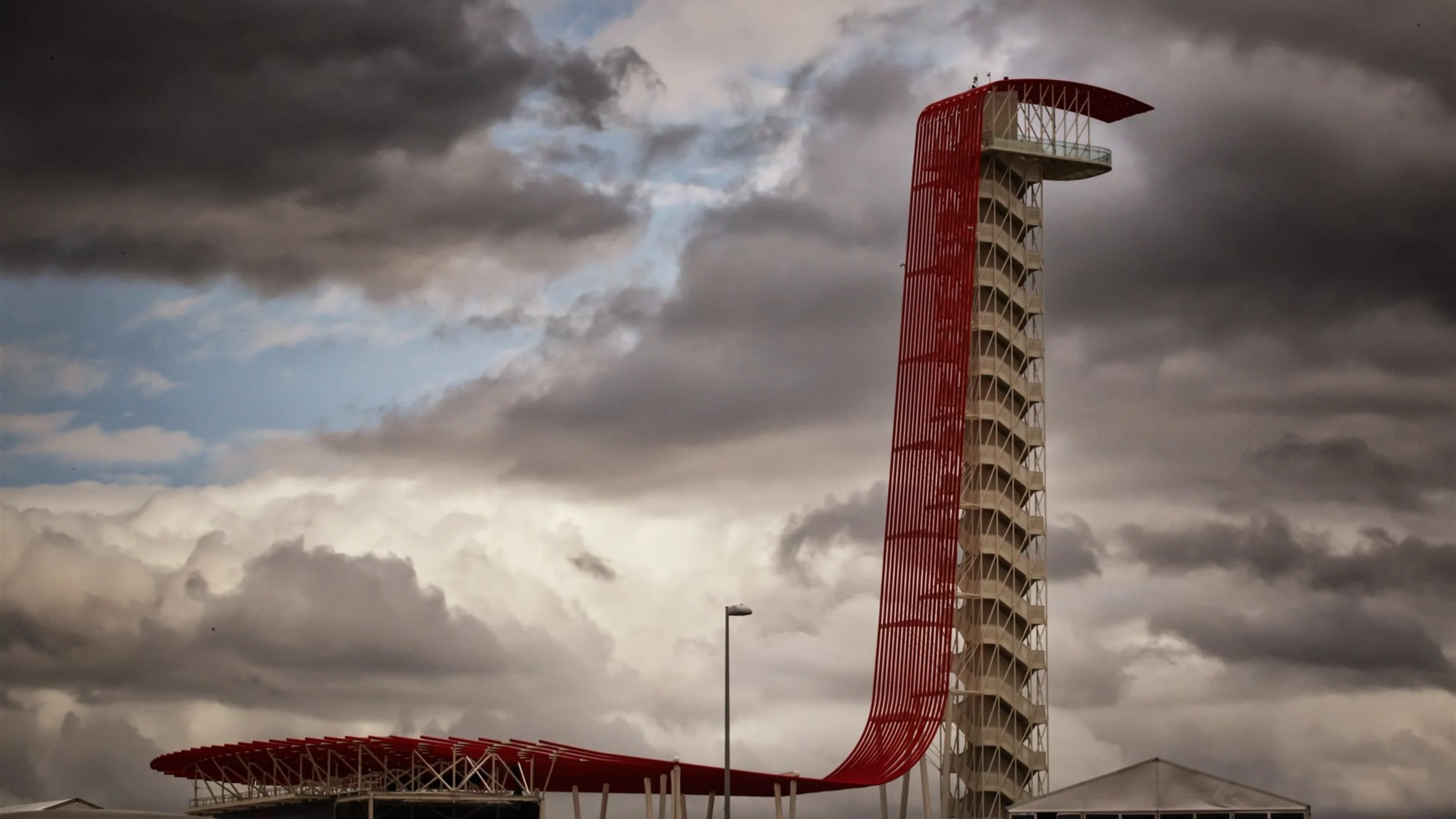 Viewing tower at Formula One World Championship, Rd16, United States Grand Prix, Preparations,