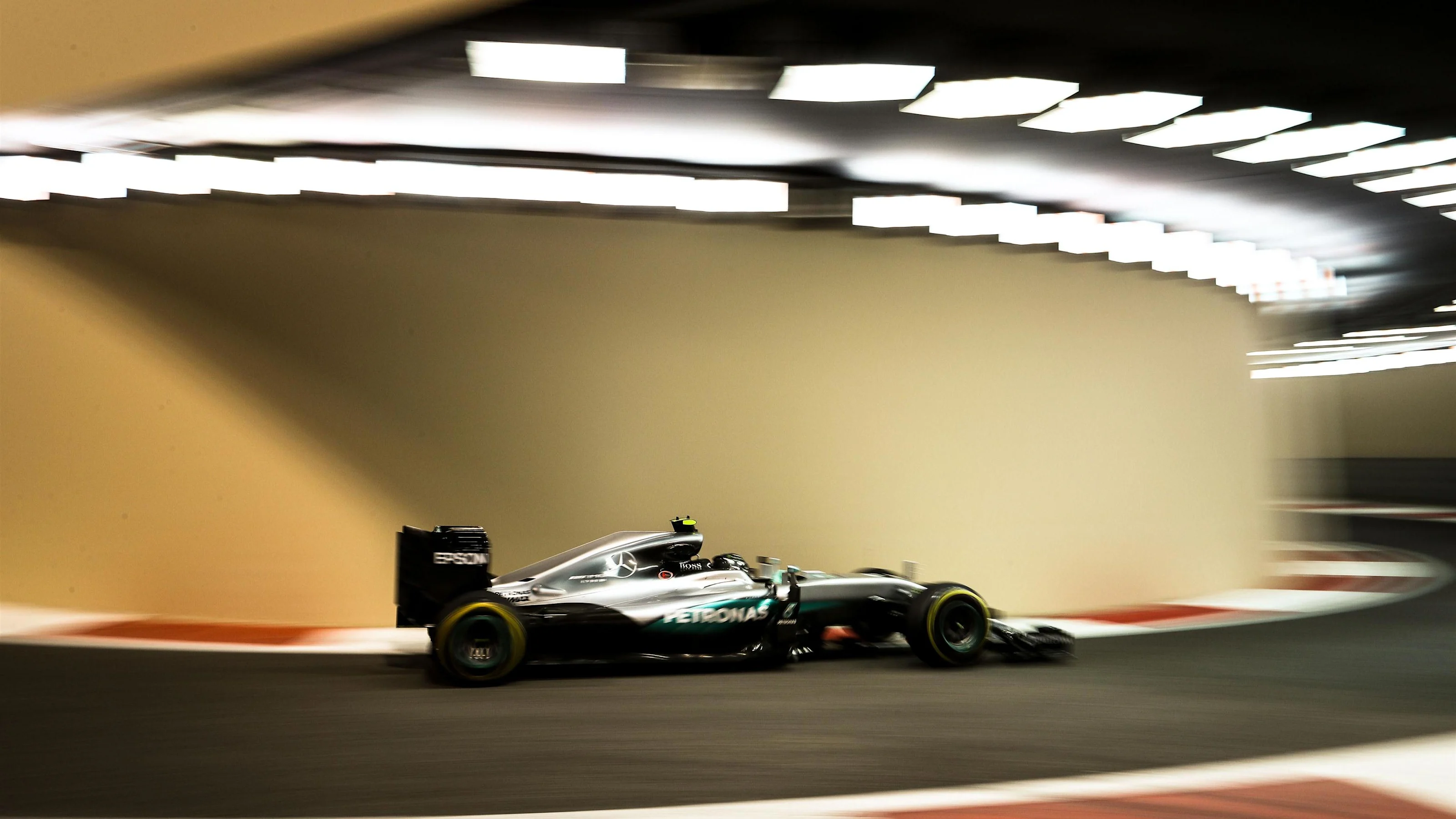 Nico Rosberg (GER) Mercedes-Benz F1 W07 Hybrid at Formula One World Championship, Rd21, Abu Dhabi