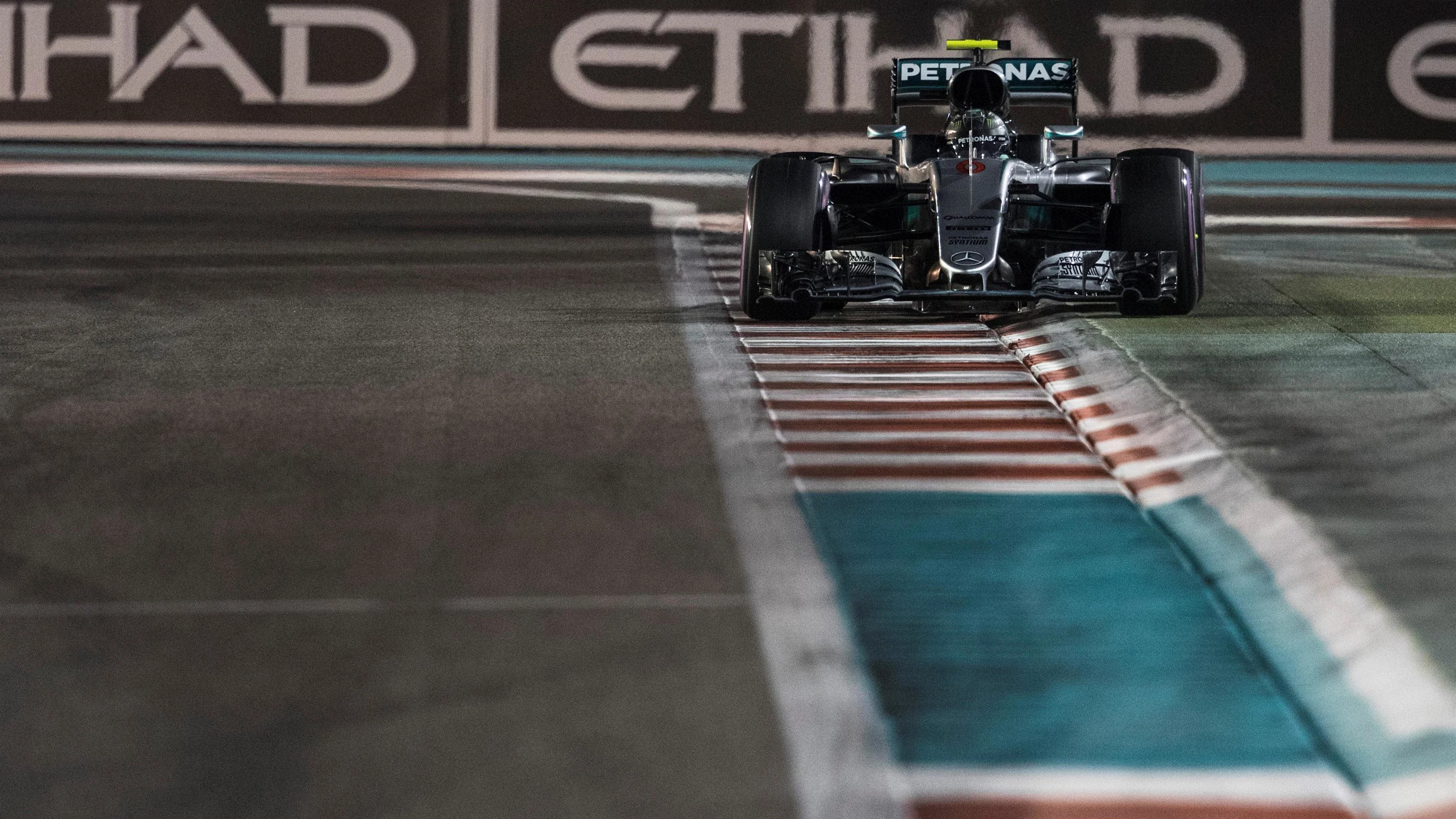Nico Rosberg (GER) Mercedes-Benz F1 W07 Hybrid at Formula One World Championship, Rd21, Abu Dhabi