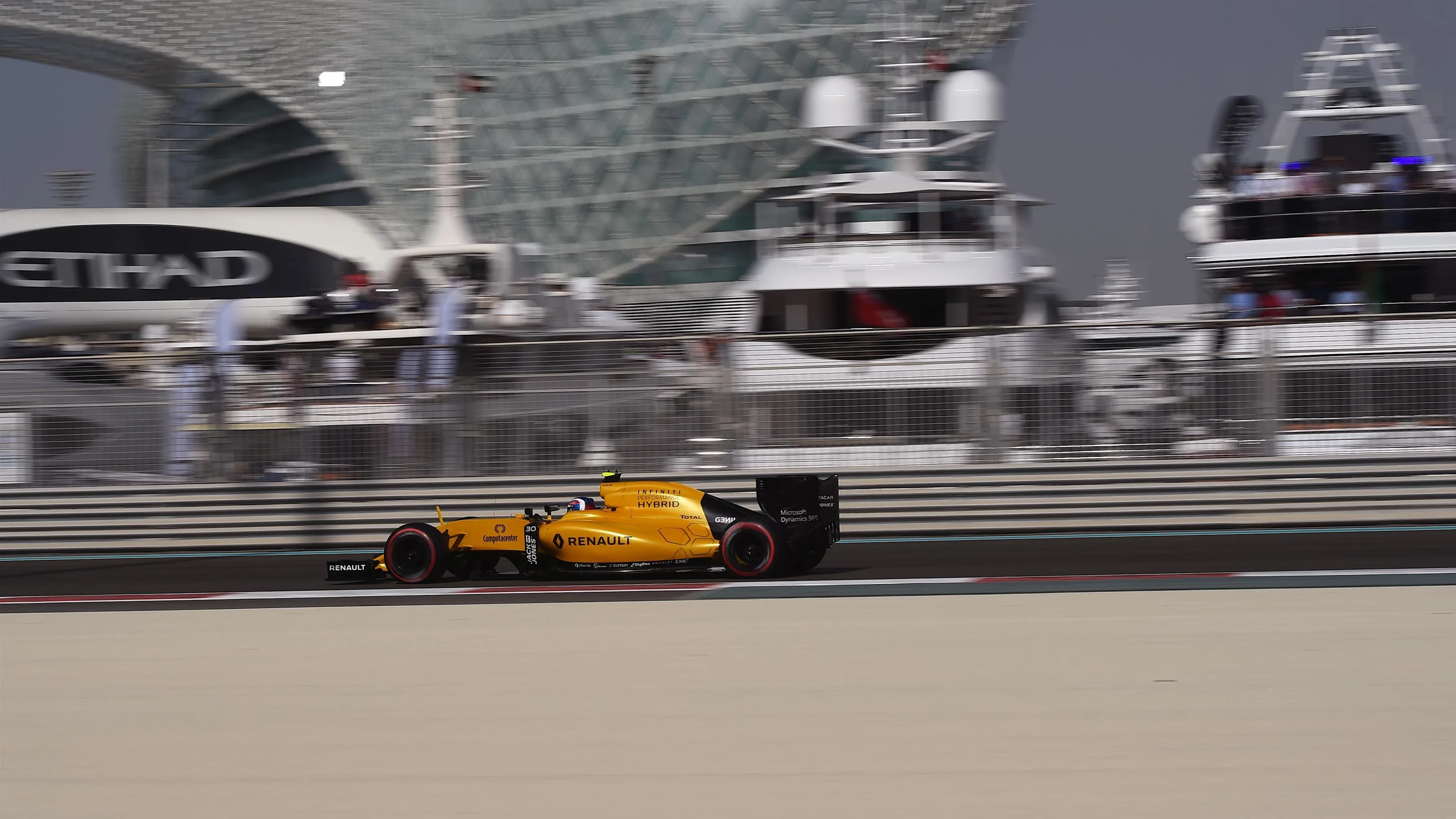 Jolyon Palmer (GBR) Renault Sport F1 Team RS16 at Formula One World Championship, Rd21, Abu Dhabi