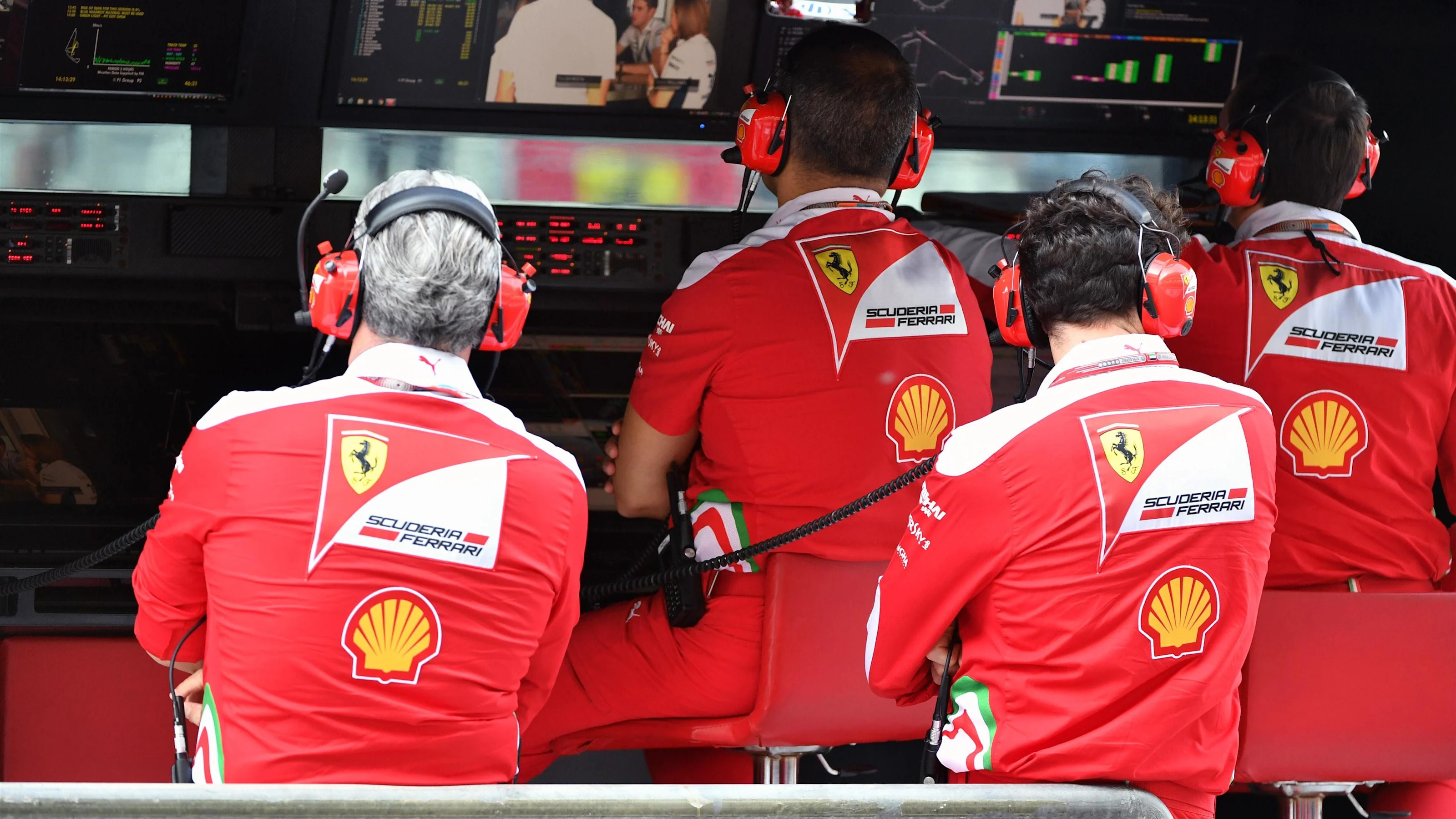 Maurizio Arrivabene (ITA) Ferrari Team Principal and Ferrari pit wa,, gantry at Formula One World