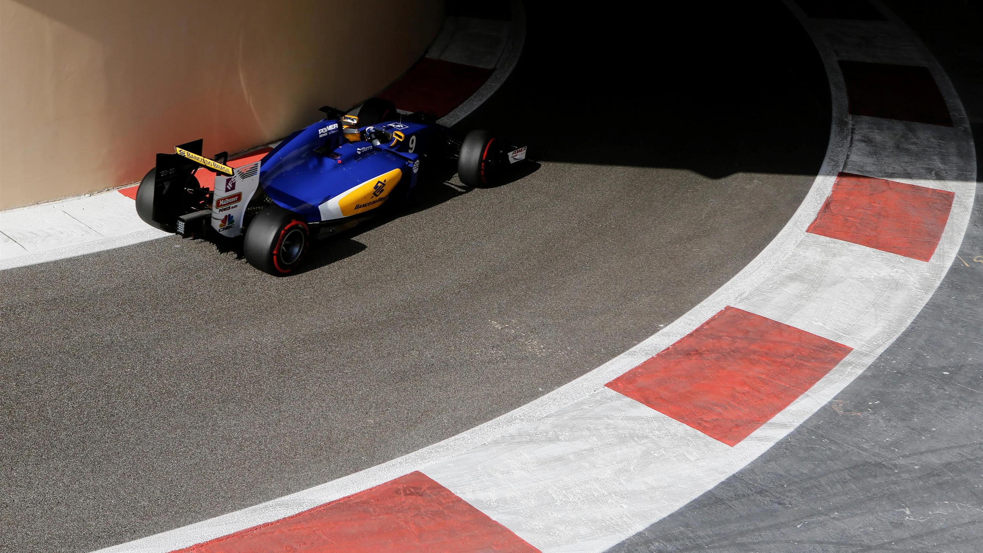 Marcus Ericsson (SWE) Sauber C35 at Formula One World Championship, Rd21, Abu Dhabi Grand Prix,