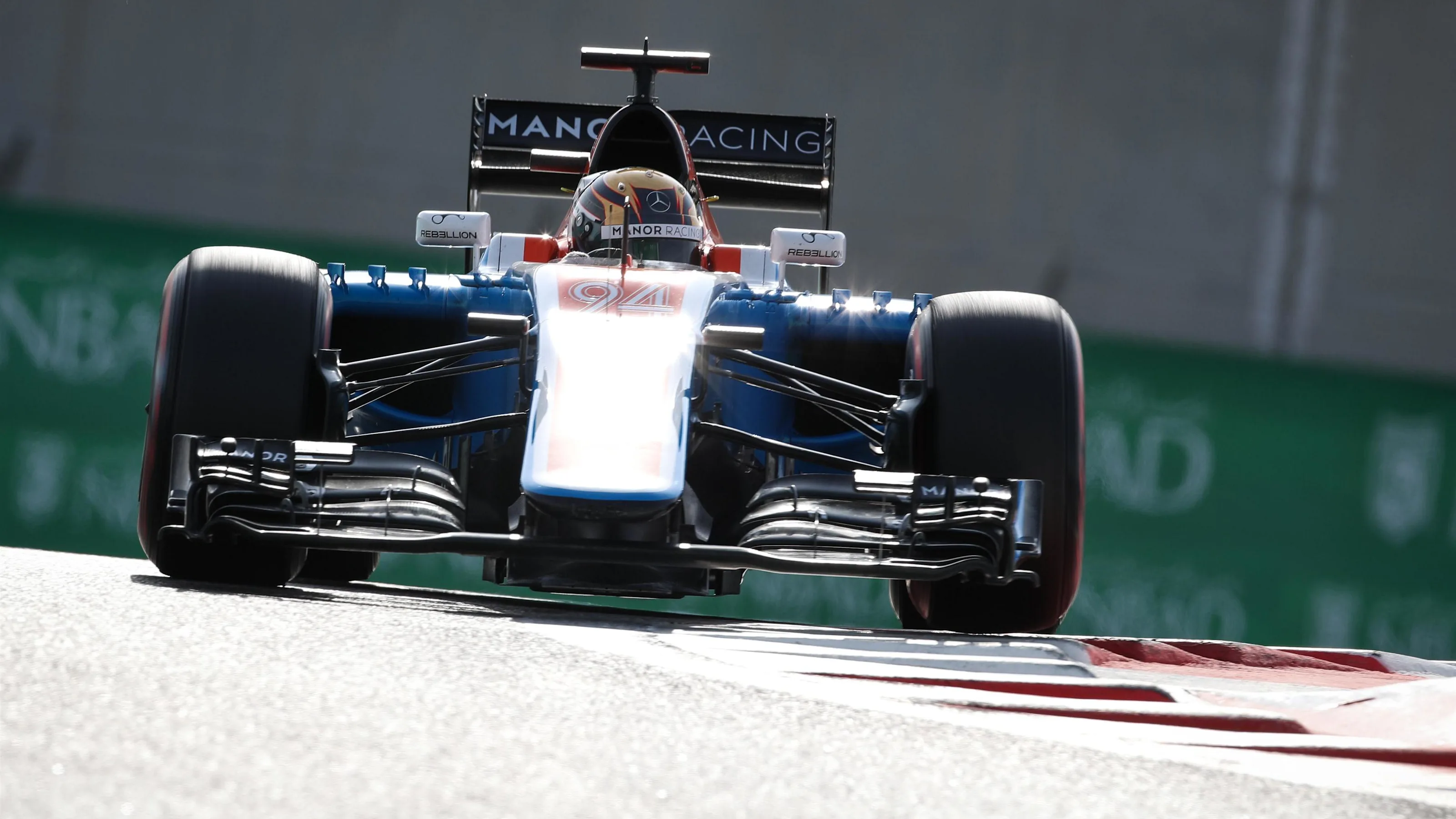 Pascal Wehrlein (GER) Manor Racing MRT05 at Formula One World Championship, Rd21, Abu Dhabi Grand