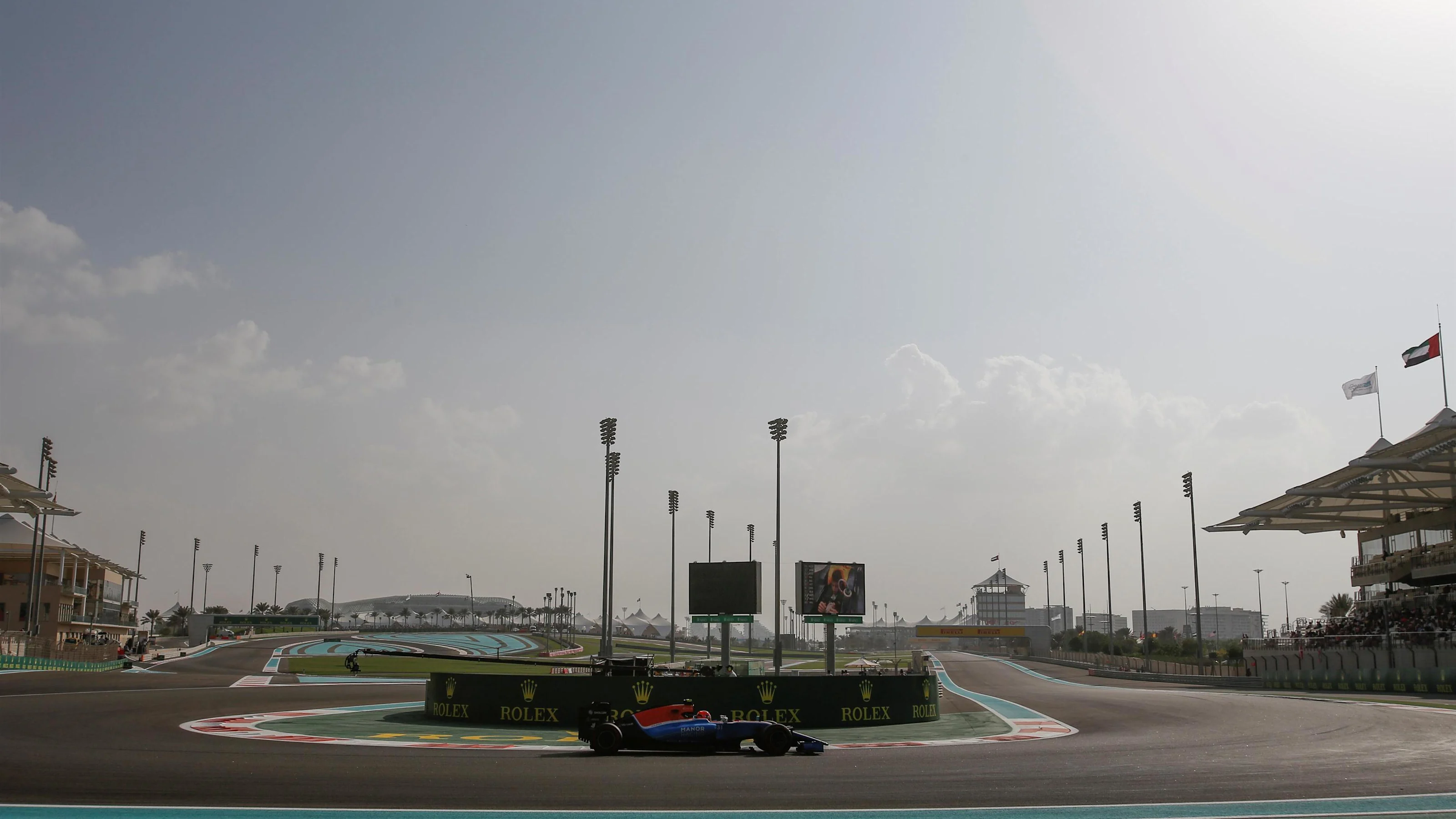 Esteban Ocon (FRA) Manor Racing MRT05 at Formula One World Championship, Rd21, Abu Dhabi Grand