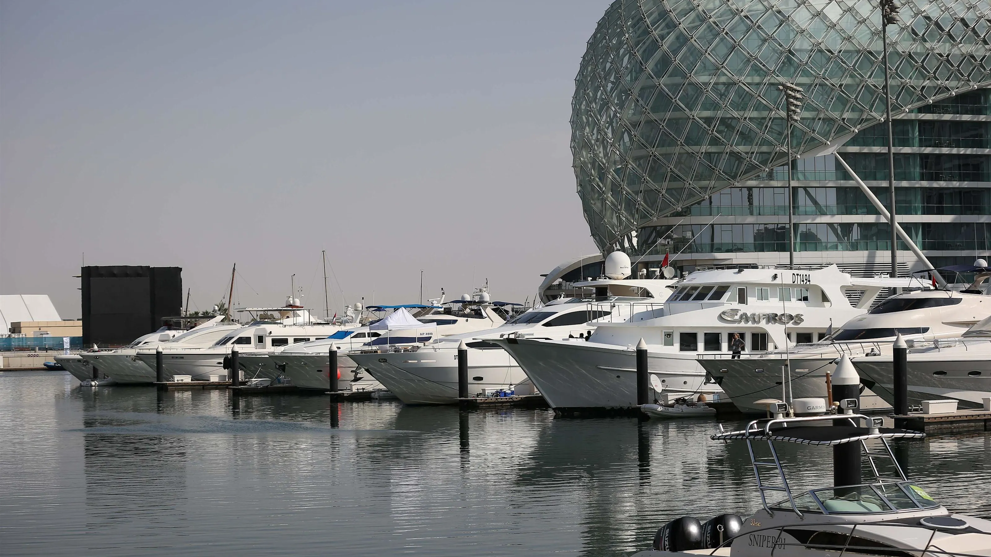 Yachts in the Marina at Formula One World Championship, Rd21, Abu Dhabi Grand Prix, Preparations,