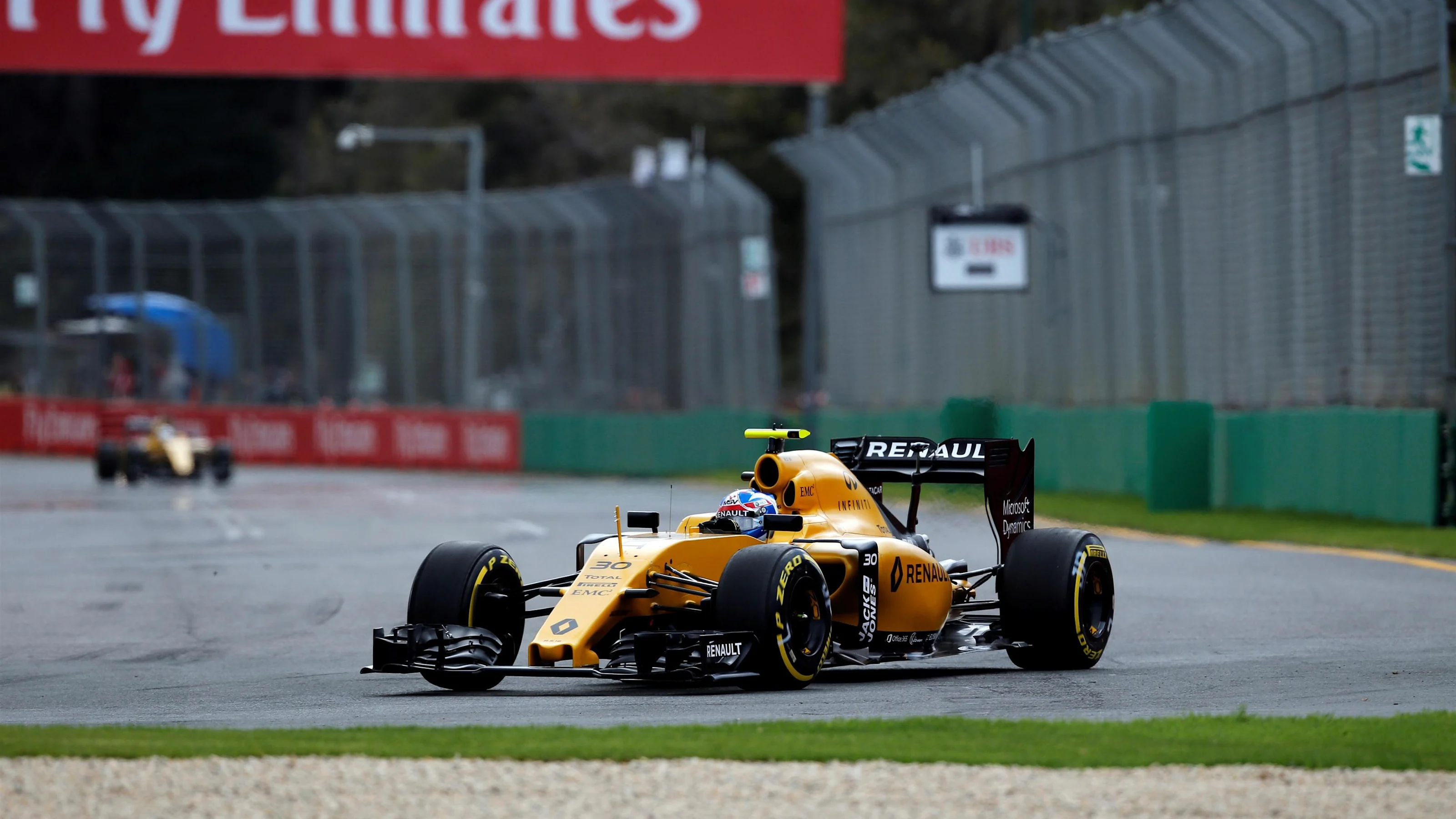 Jolyon Palmer (GBR) Renault Sport F1 Team RS16 at Formula One World Championship, Rd1, Australian