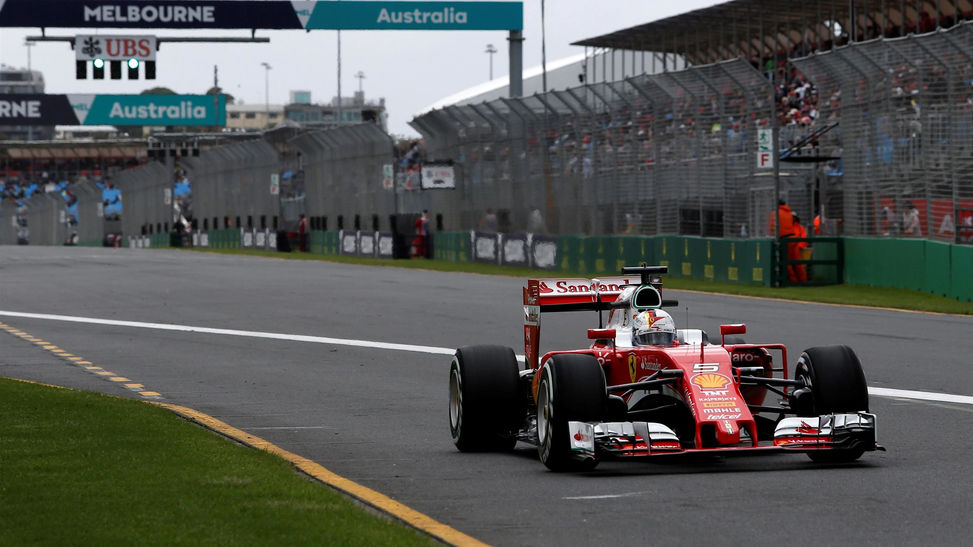 Sebastian Vettel (GER) Ferrari SF16-H at Formula One World Championship, Rd1, Australian Grand