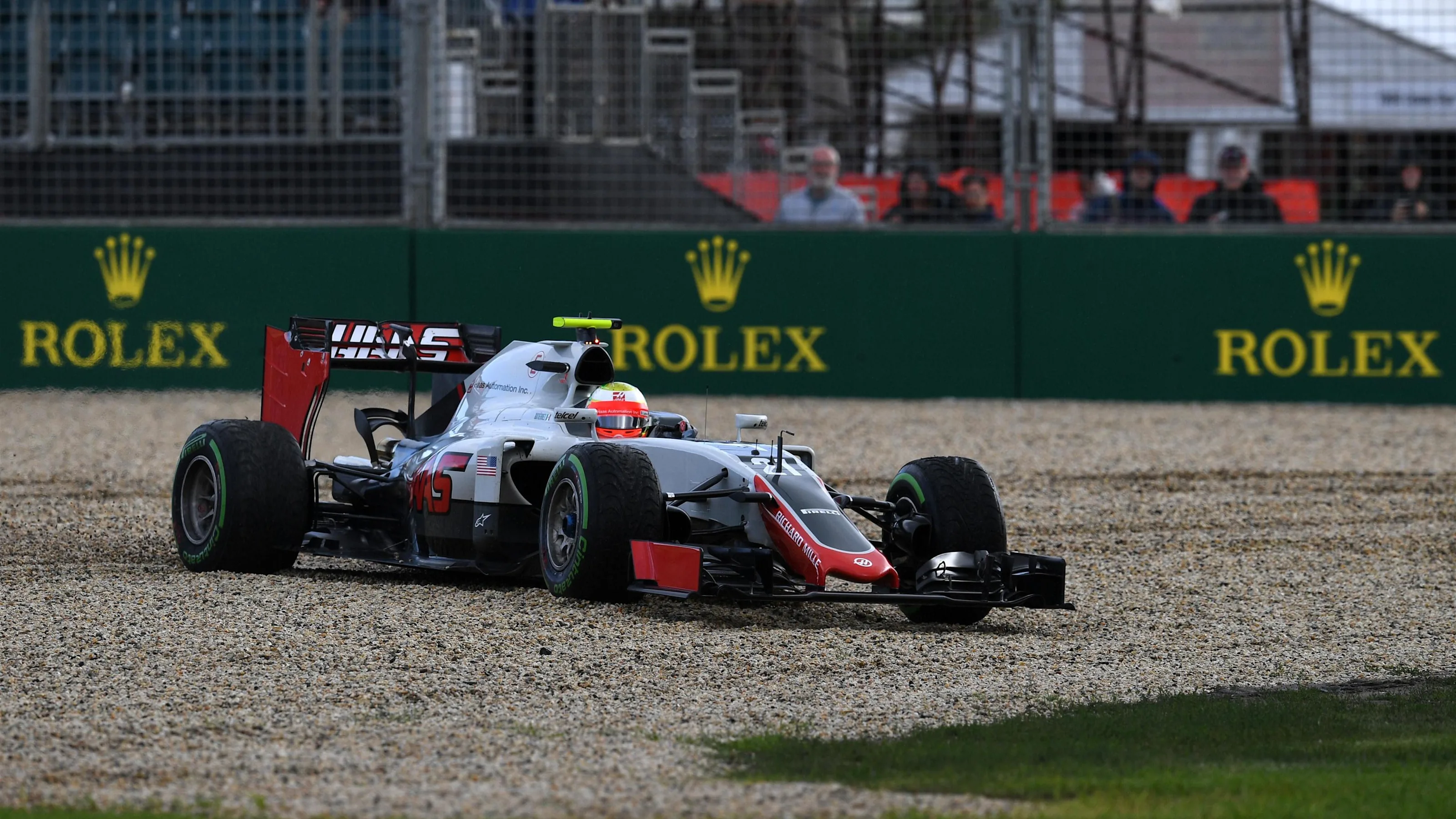 Esteban Gutierrez (MEX) Haas VF-16 spins into the gravel at Formula One World Championship, Rd1,