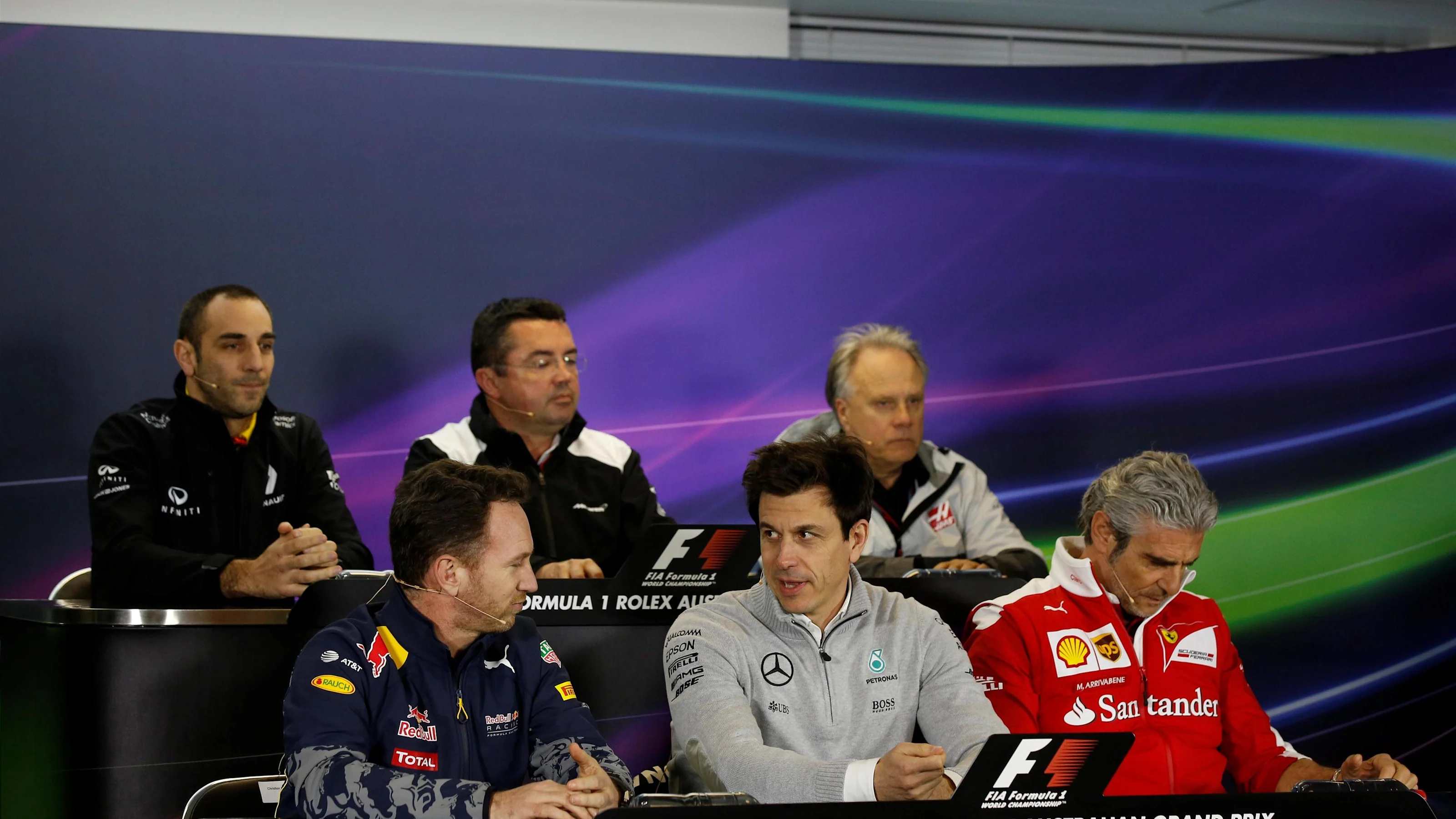 (L to R): Cyril Abiteboul (FRA) Renault Sport F1 Managing Director, Eric Boullier (FRA) McLaren