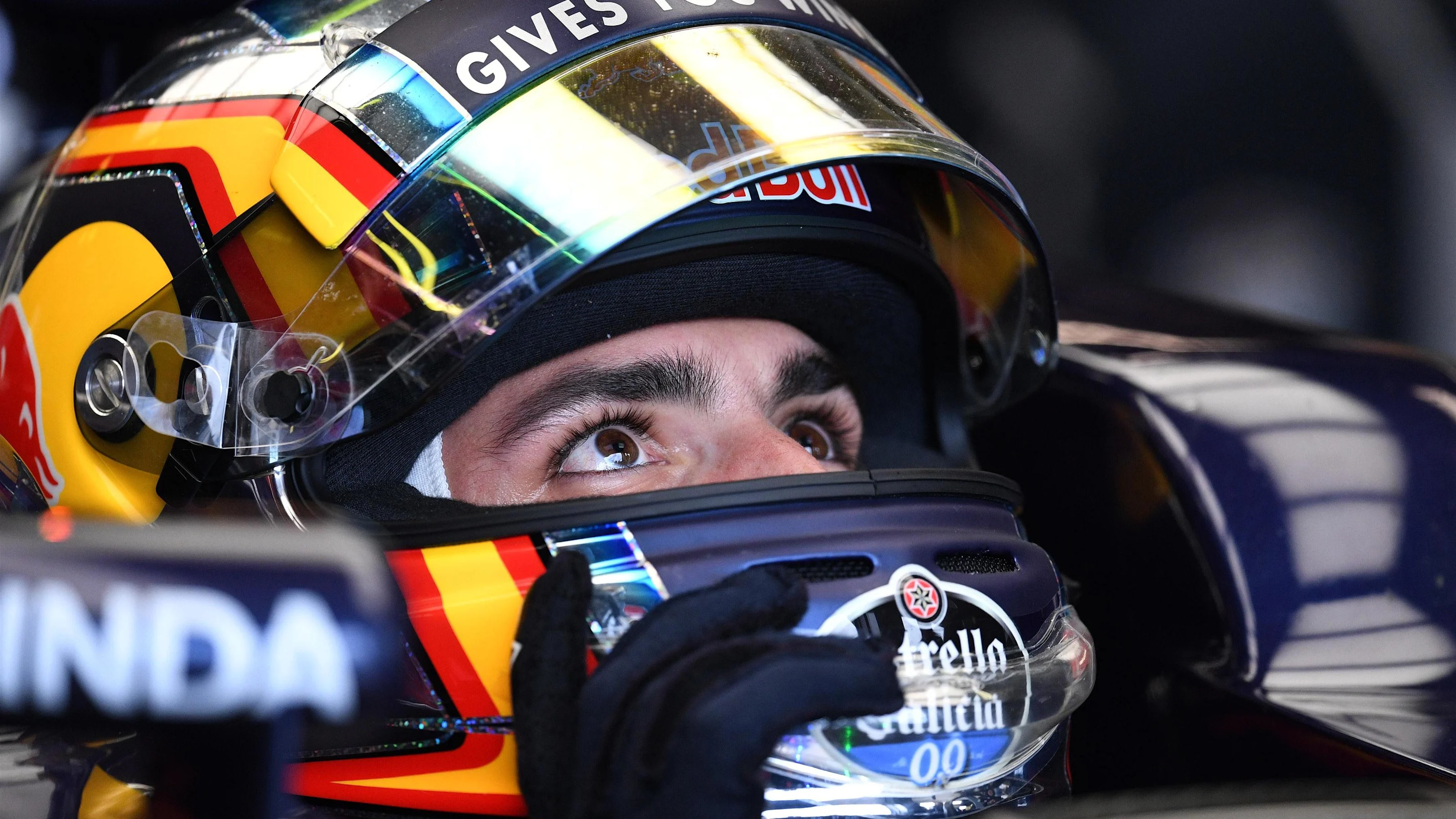 Carlos Sainz jr (ESP) Scuderia Toro Rosso STR11 at Formula One World Championship, Rd1, Australian