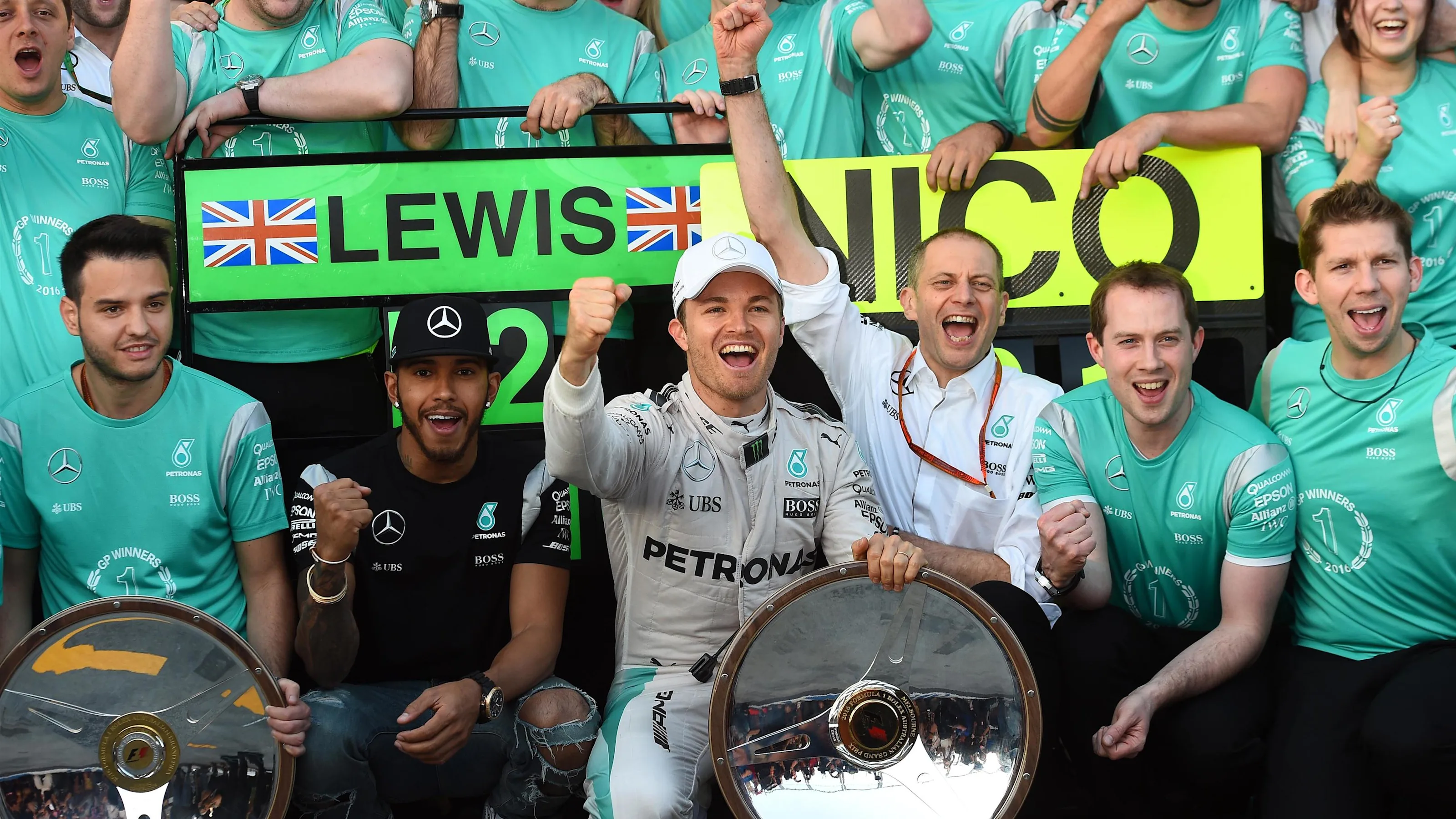 Lewis Hamilton (GBR) Mercedes AMG F1 and Nico Rosberg (GER) Mercedes AMG F1 celebrate with the