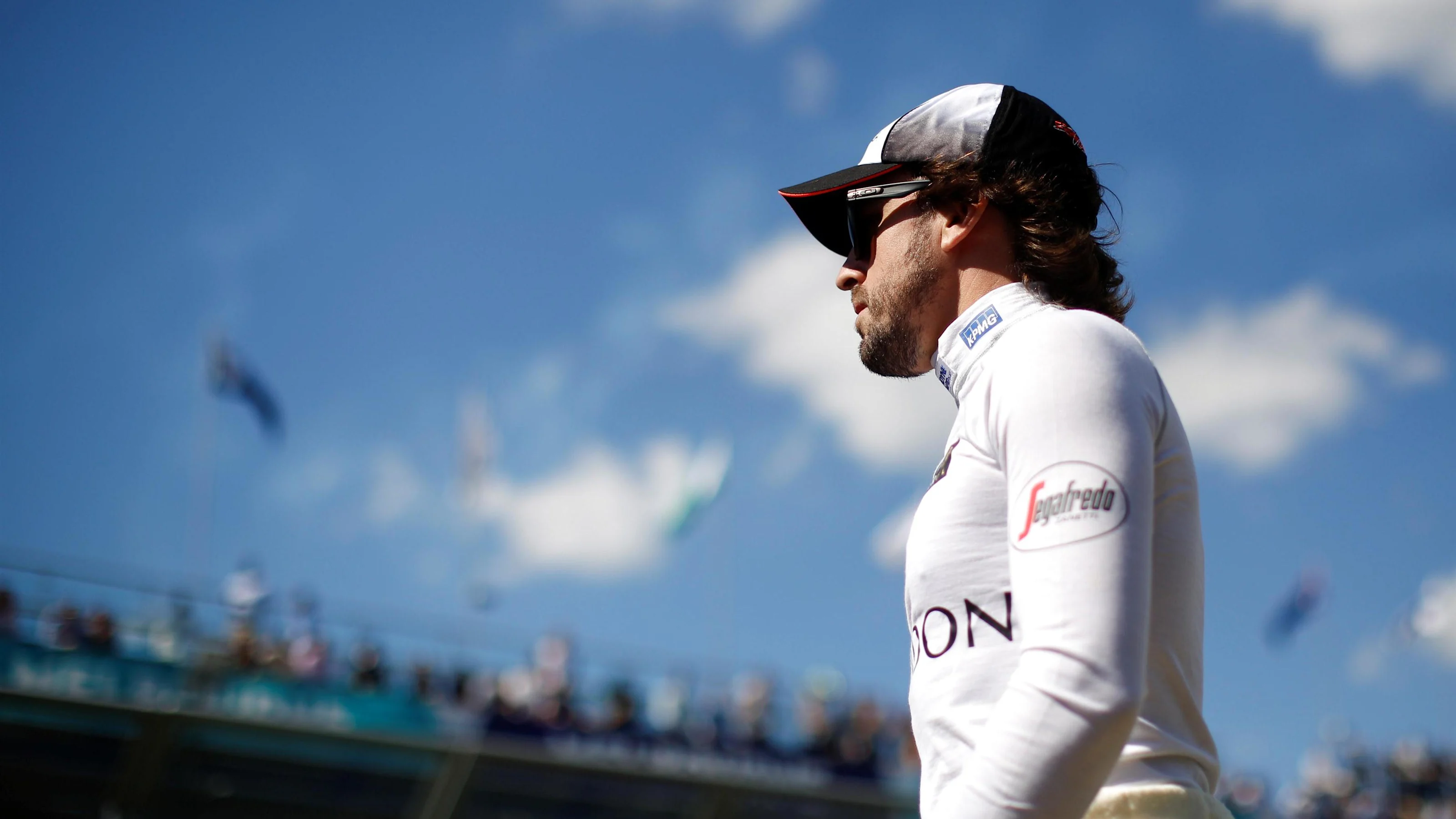 Fernando Alonso (ESP) McLaren at the drivers parade at Formula One World Championship, Rd1,