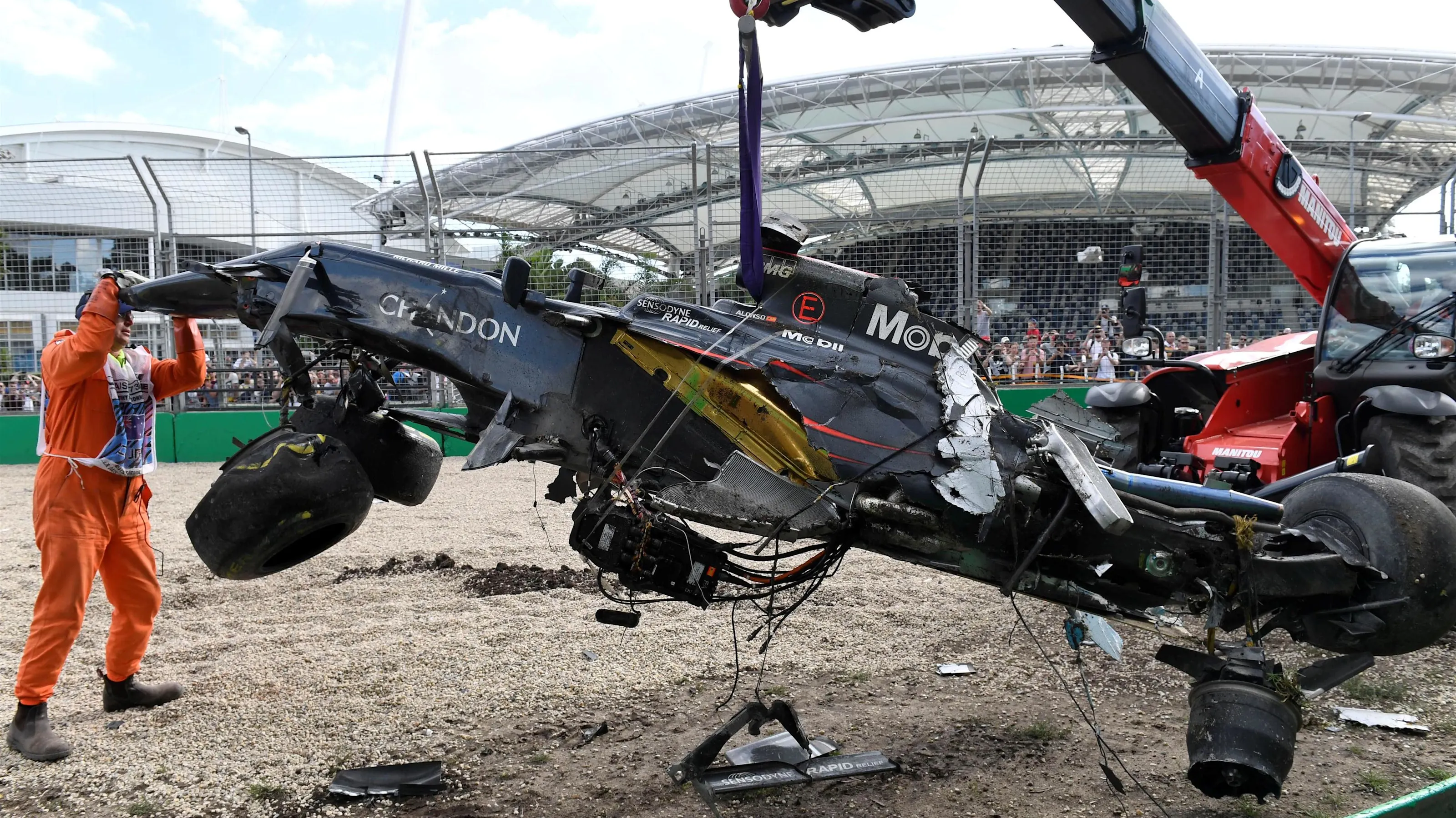 Fernando Alonso (ESP) McLaren MP4-31 crashes out of the race at Formula One World Championship,