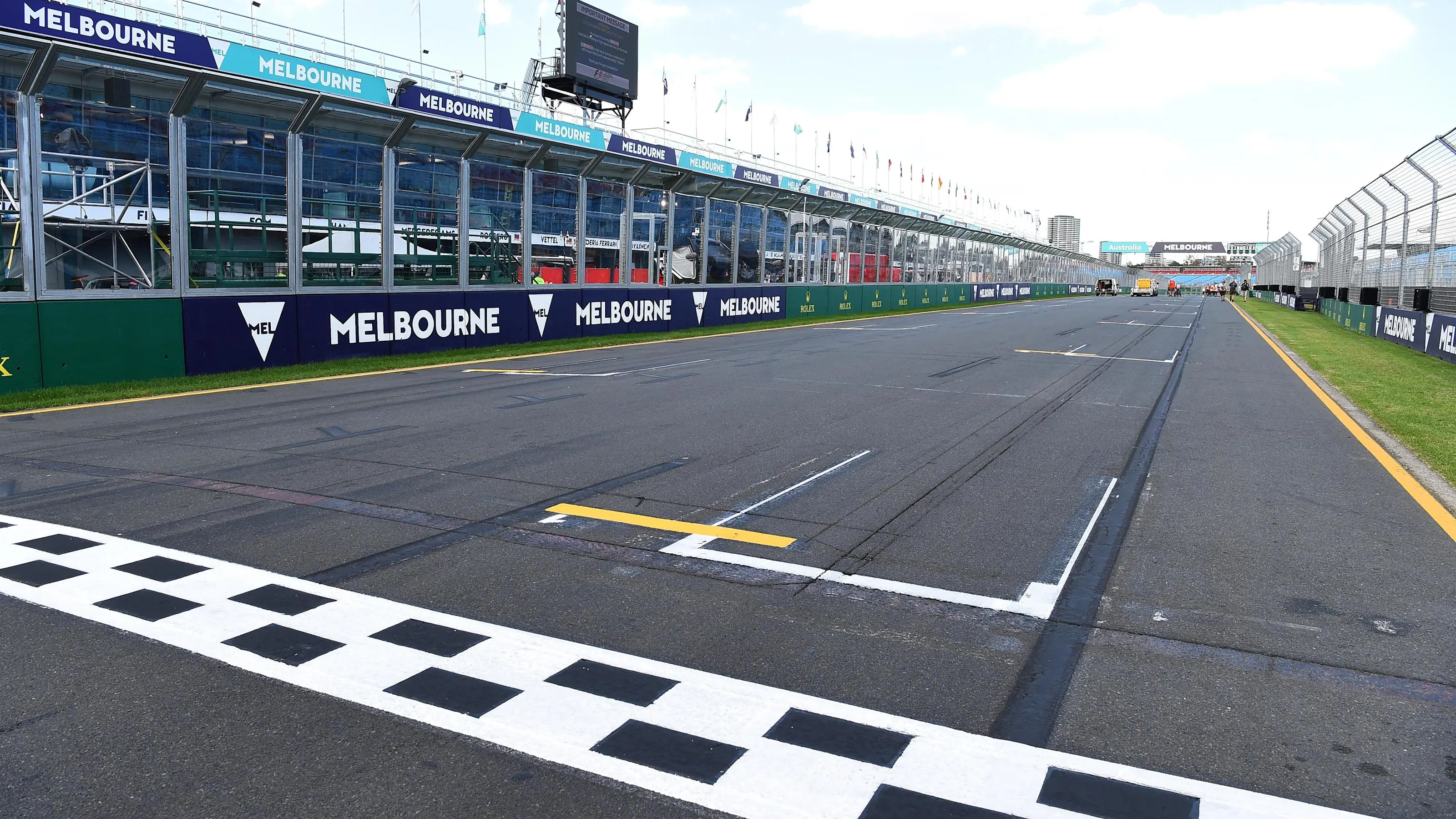 Track view at Formula One World Championship, Rd1, Australian Grand Prix, Preparations, Albert