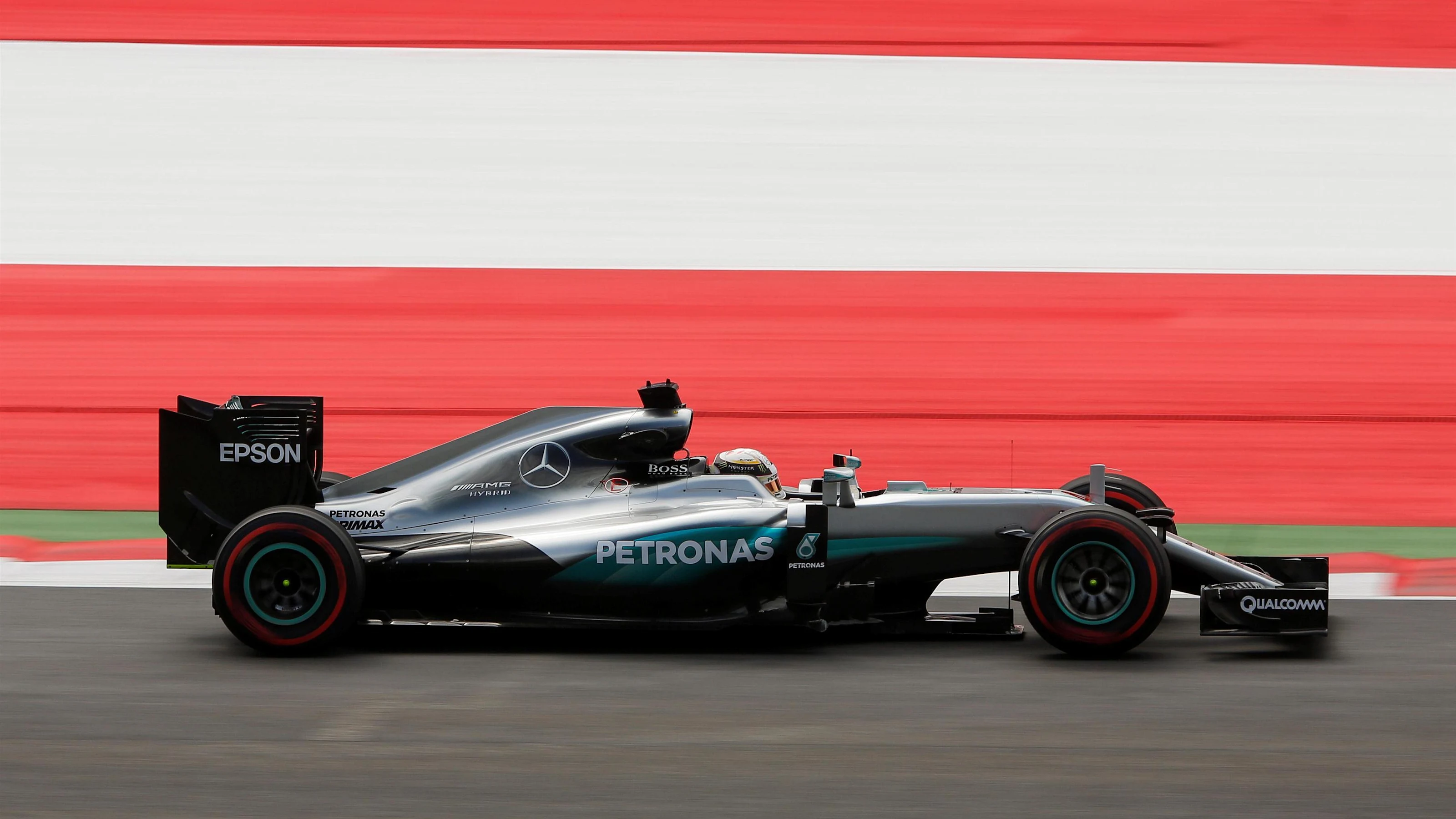 Lewis Hamilton (GBR) Mercedes-Benz F1 W07 Hybrid at Formula One World Championship, Rd9, Austrian