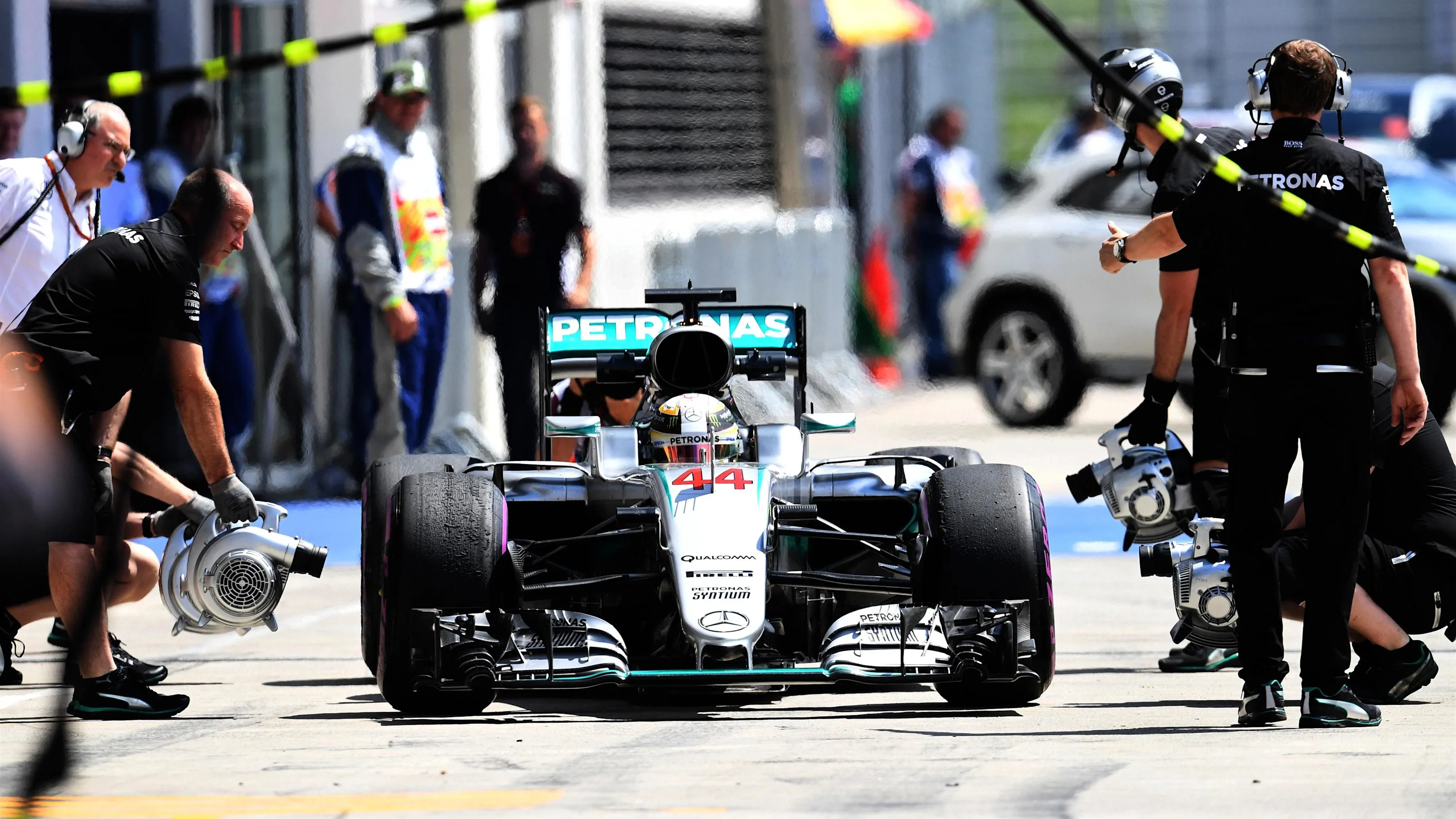 Lewis Hamilton (GBR) Mercedes-Benz F1 W07 Hybrid at Formula One World Championship, Rd9, Austrian