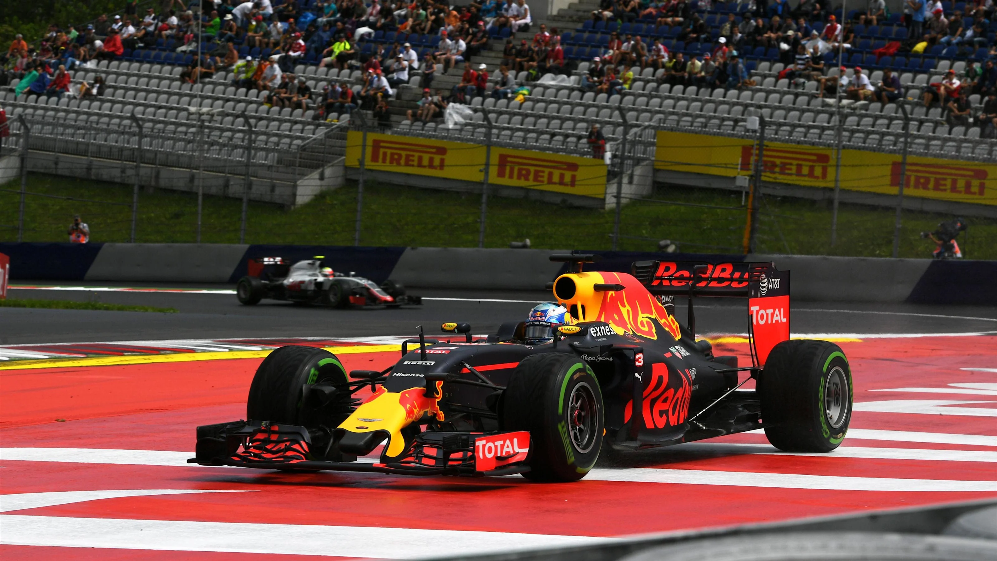 Daniel Ricciardo (AUS) Red Bull Racing RB12 at Formula One World Championship, Rd9, Austrian Grand