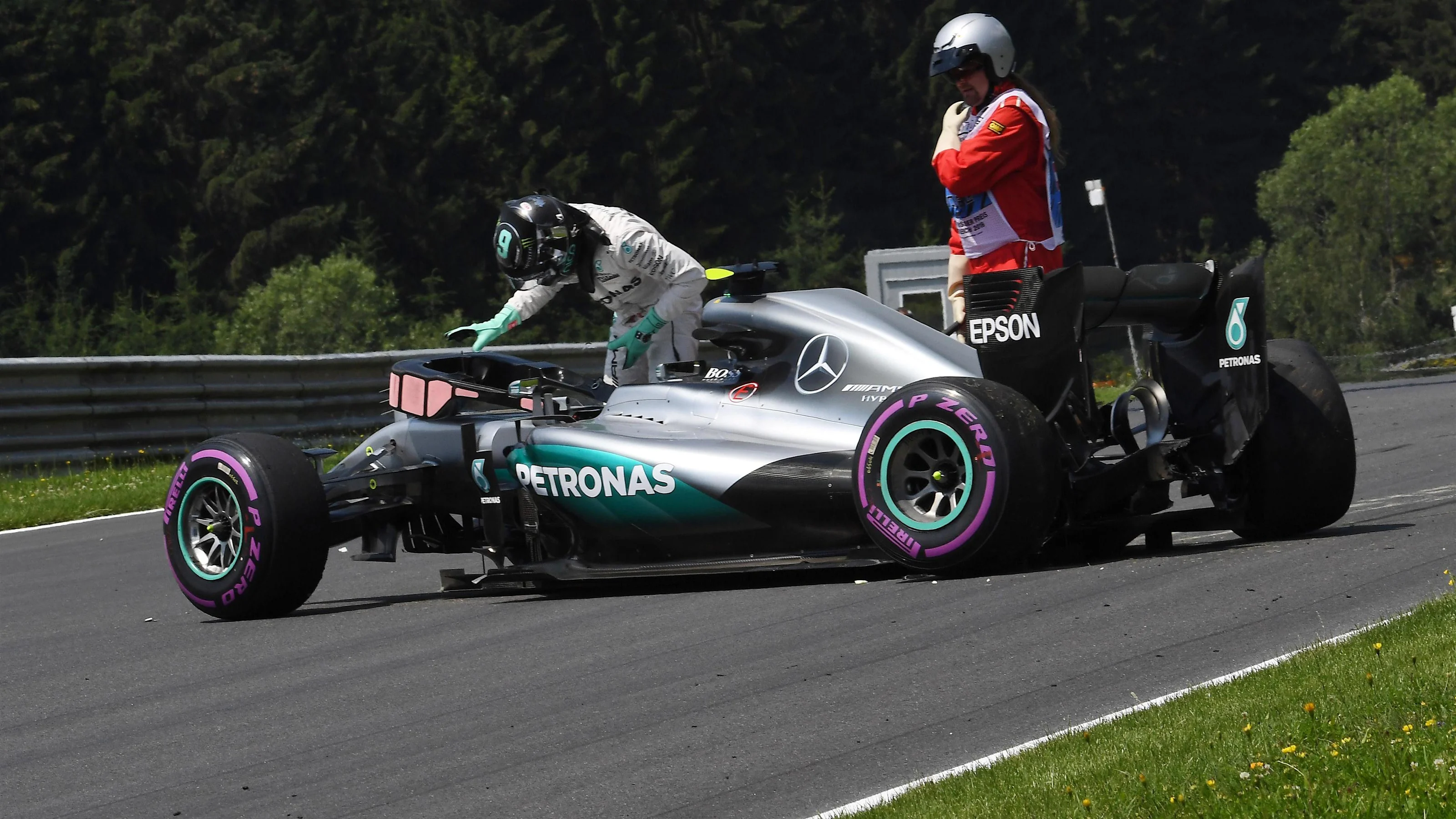 Nico Rosberg (GER) Mercedes-Benz F1 W07 Hybrid following his crash in FP3 at Formula One World