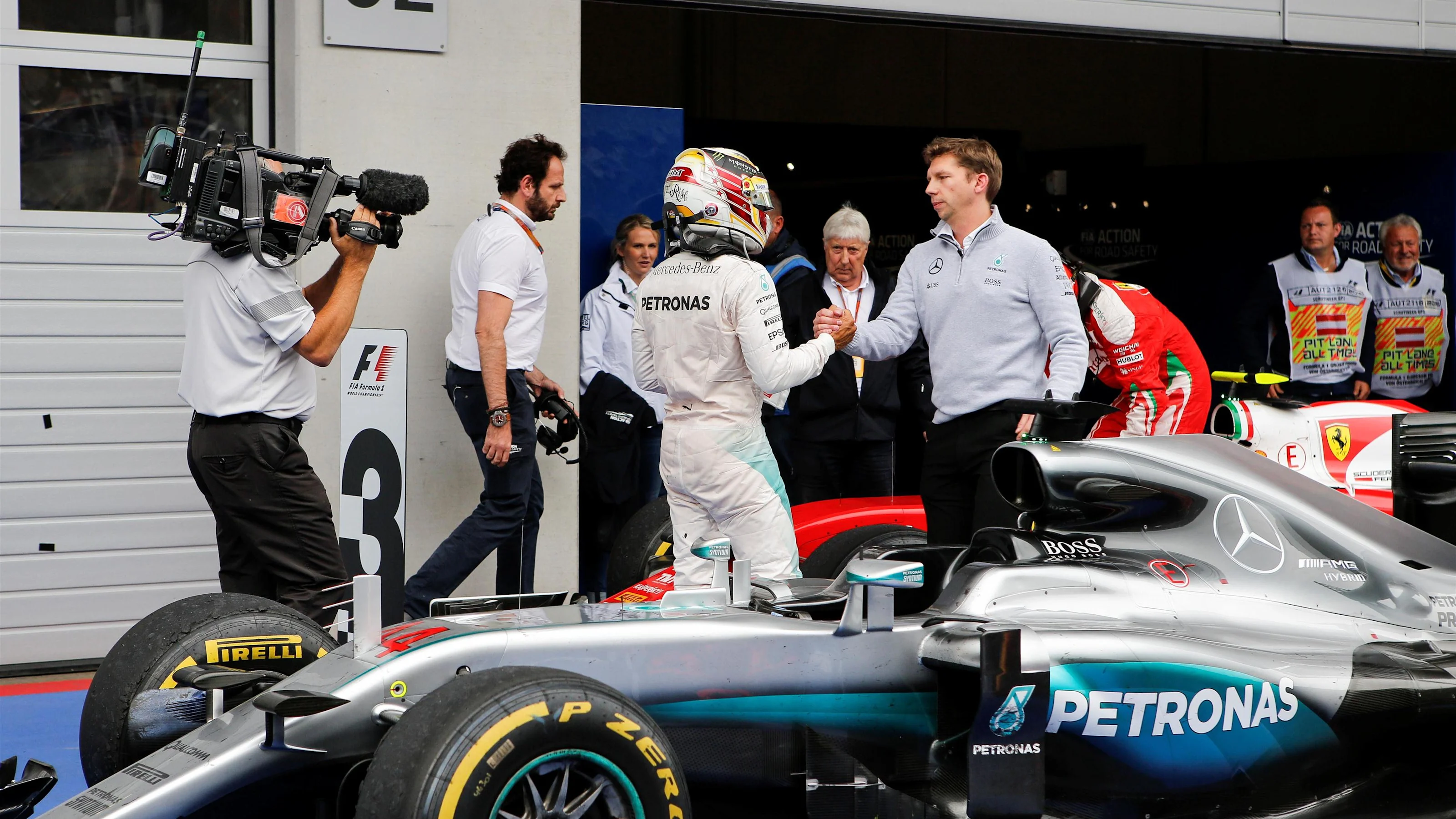 Race winner Lewis Hamilton (GBR) Mercedes AMG F1 and James Vowles (GBR) Mercedes AMG F1 Chief