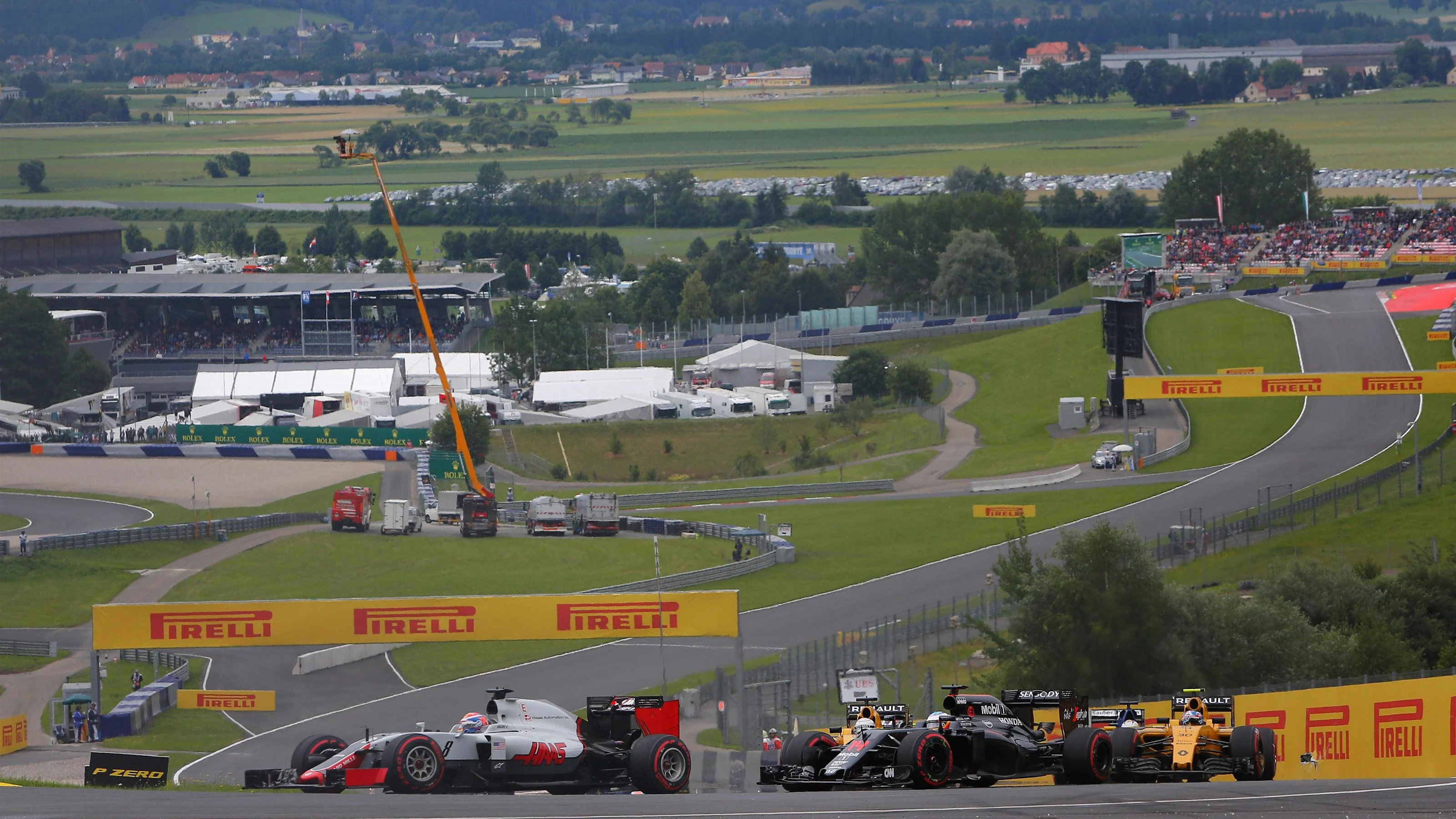 Romain Grosjean (FRA) Haas VF-16 at the start of te race at Formula One World Championship, Rd9,