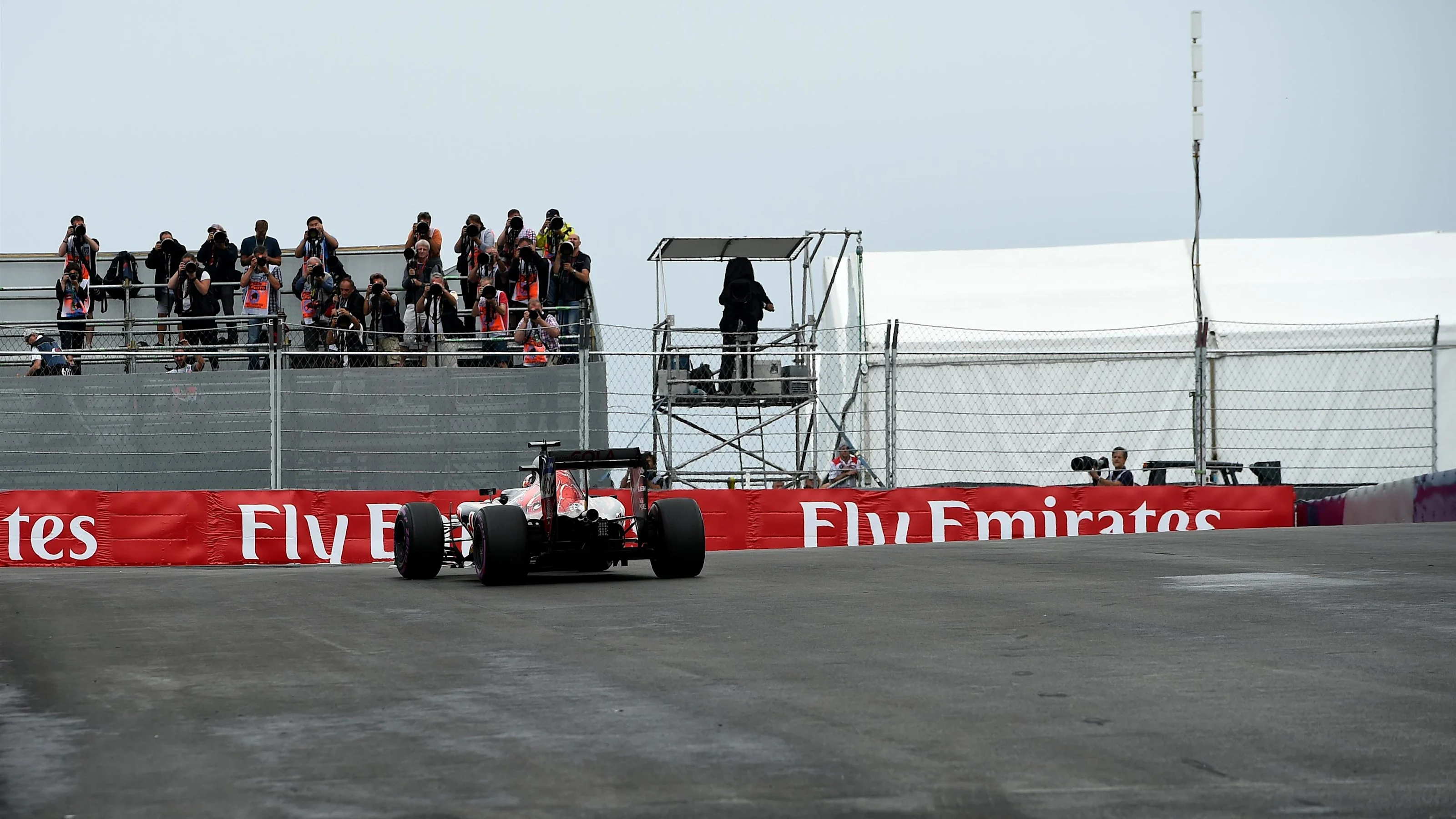 Race retiree Daniil Kvyat (RUS) Scuderia Toro Rosso STR11 at Formula One World Championship, Rd9,