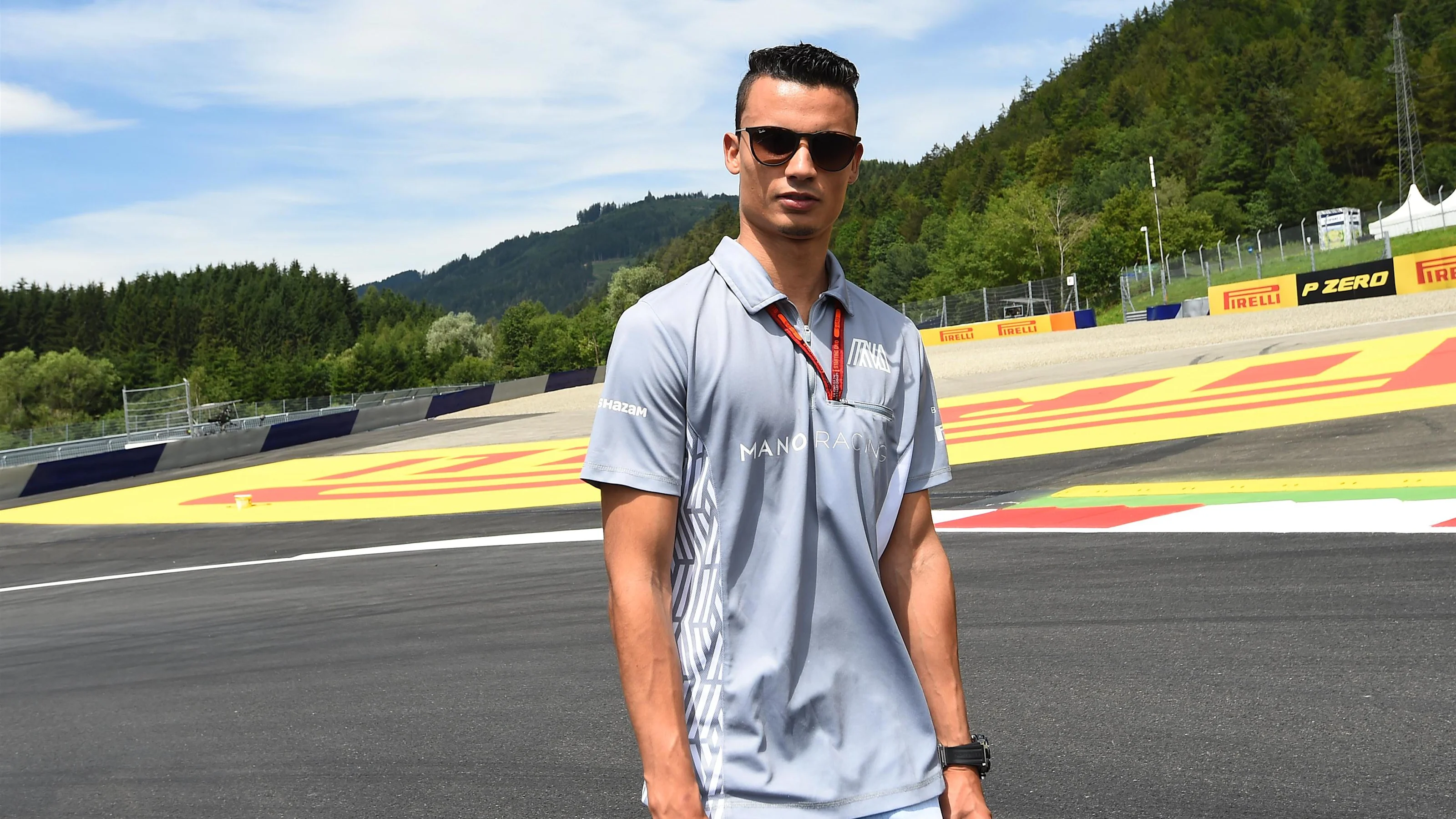 Pascal Wehrlein (GER) Manor Racing walks the track at Formula One World Championship, Rd9, Austrian