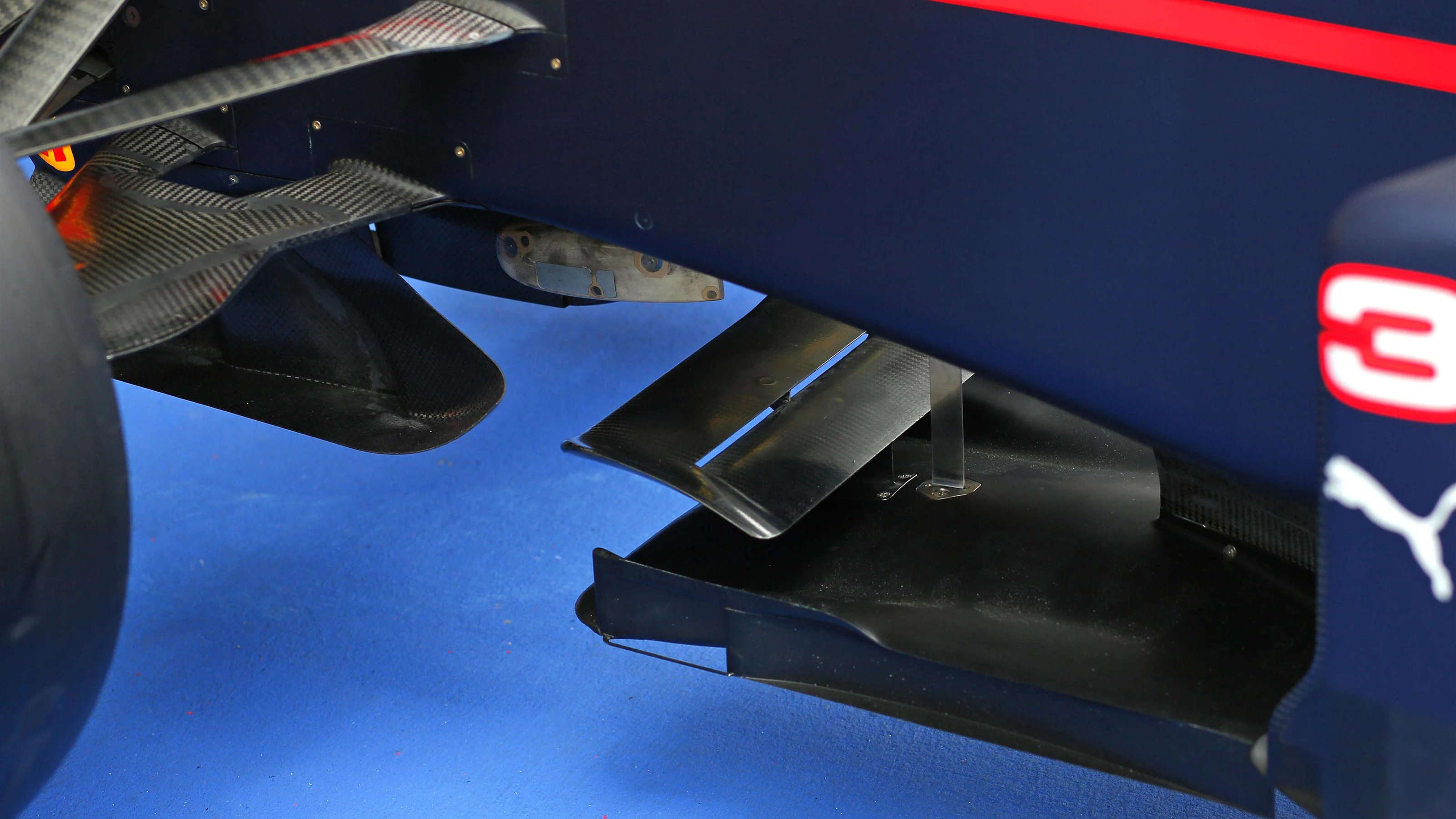 Red Bull Racing RB12 front splitter detail at Formula One World Championship, Rd9, Austrian Grand