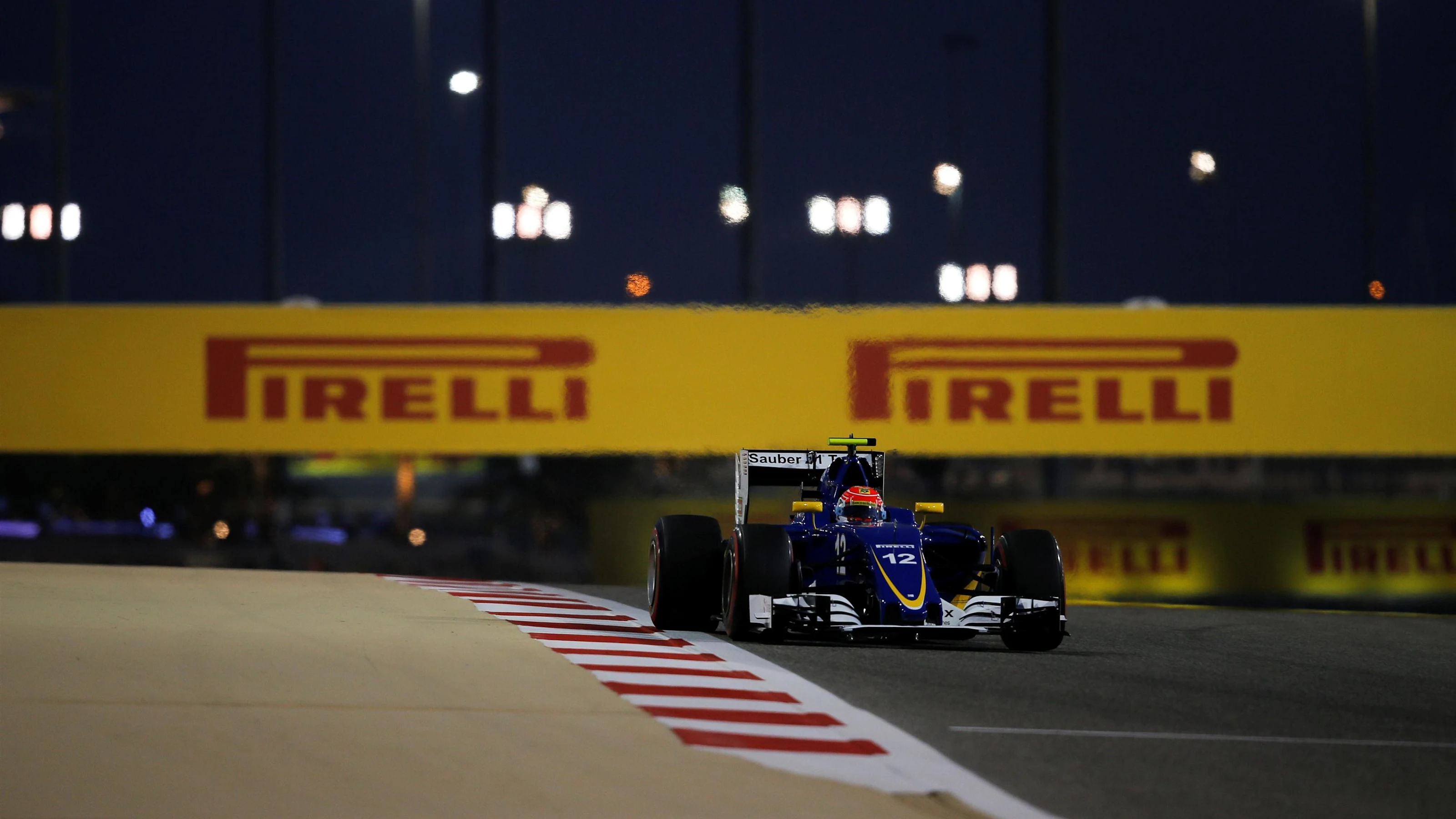 Felipe Nasr (BRA) Sauber C35 at Formula One World Championship, Rd2, Bahrain Grand Prix Qualifying,