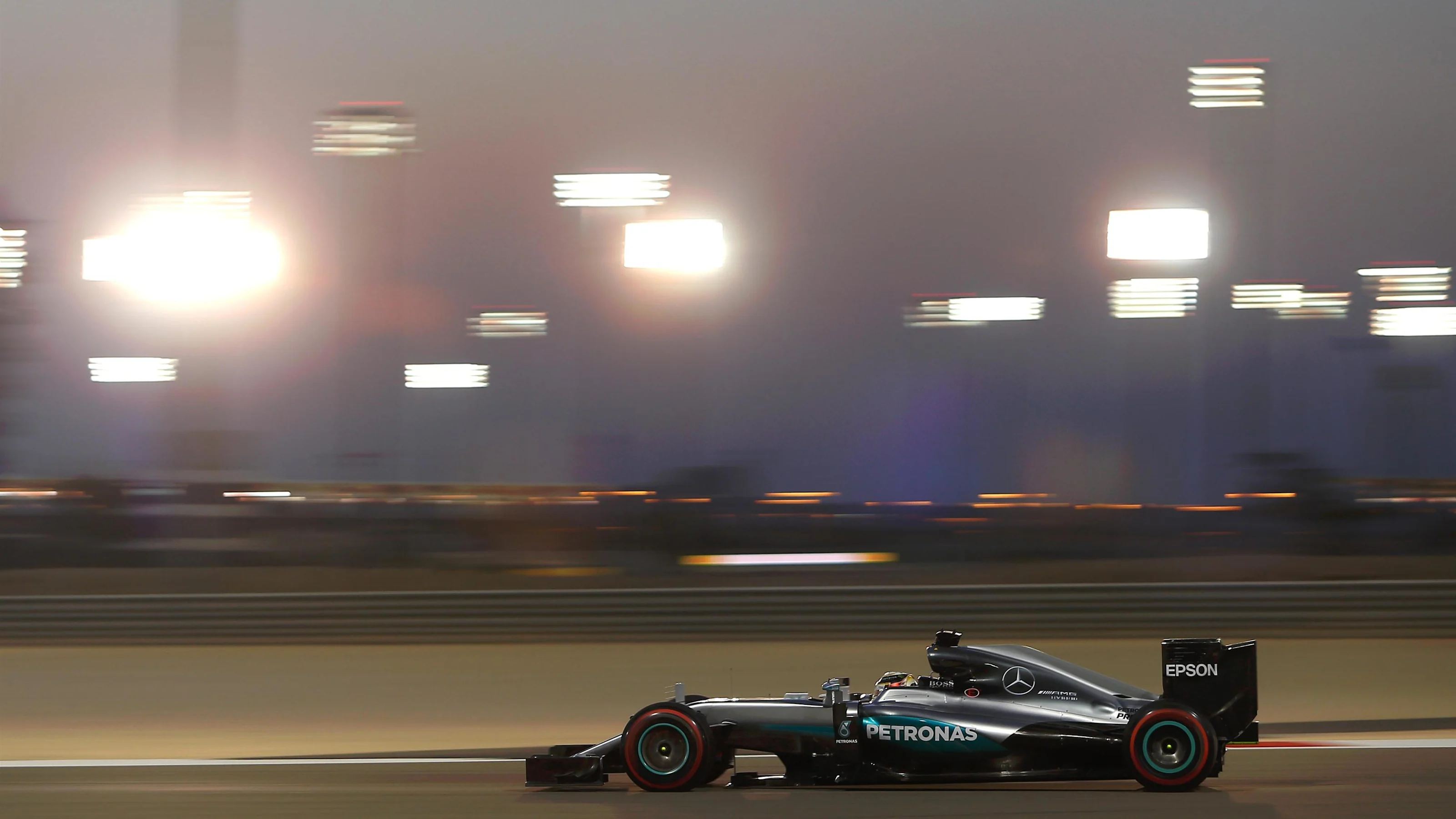 Lewis Hamilton (GBR) Mercedes-Benz F1 W07 Hybrid at Formula One World Championship, Rd2, Bahrain
